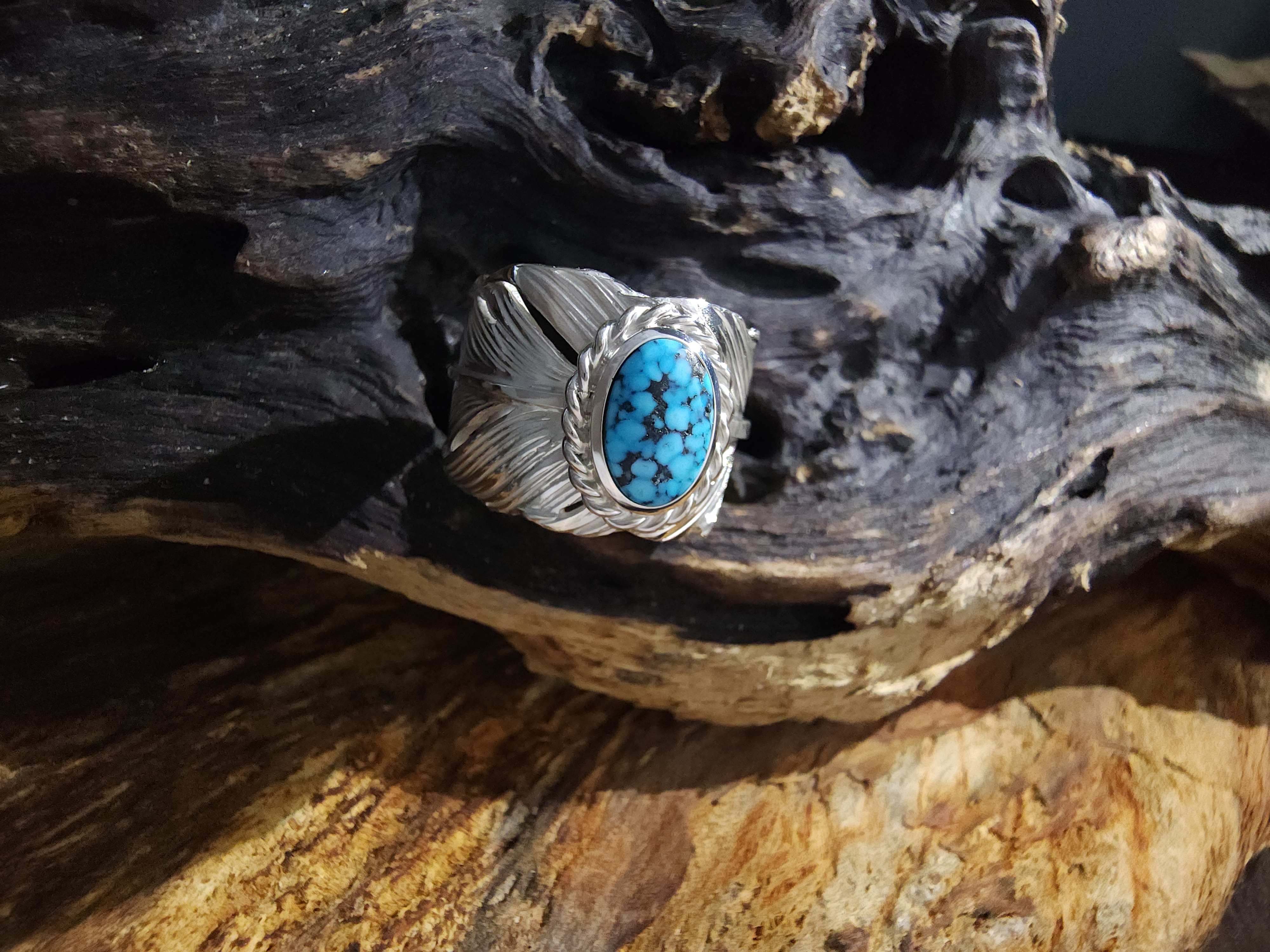 *Black Venom Jewelry- Freedom & Prayer 純銀勃羽戒鑲Kingman  松石