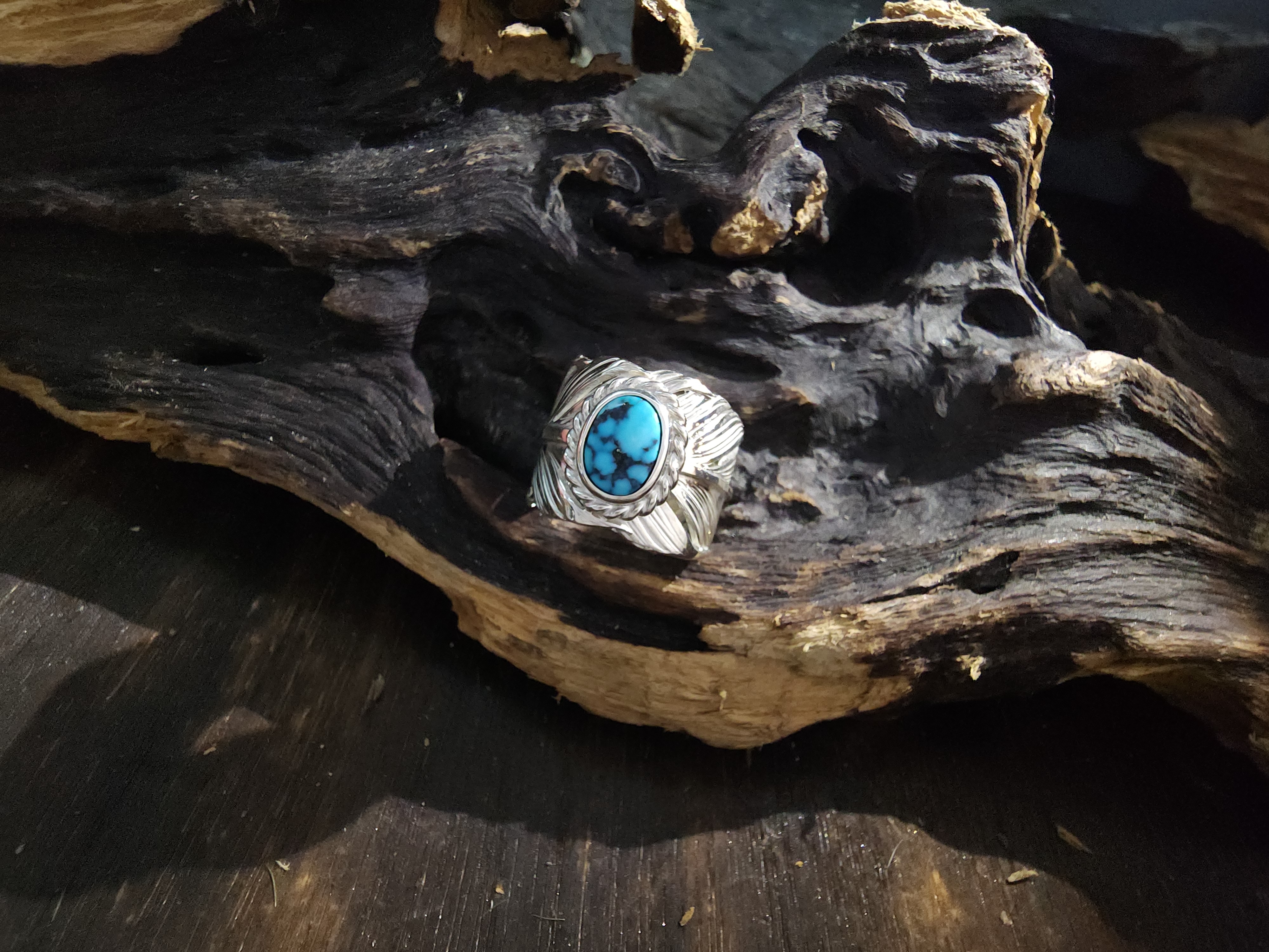 *Black Venom Jewelry- Freedom & Prayer 純銀勃羽戒鑲Kingman  松石