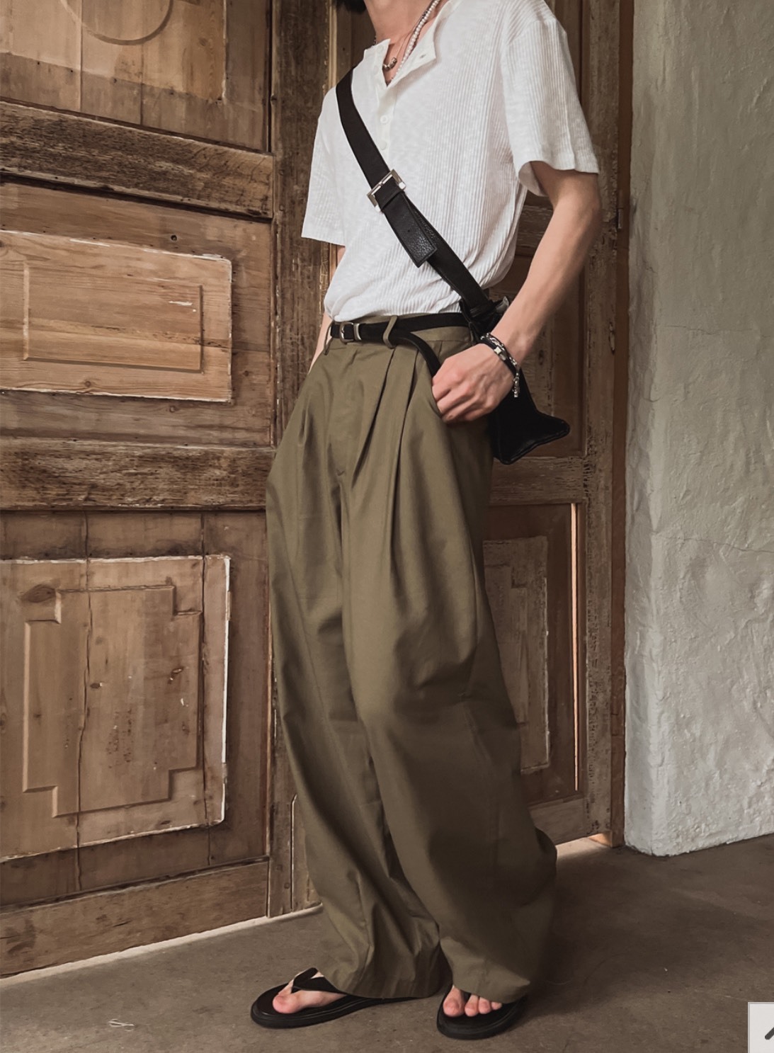 亞麻摺揍西裝褲