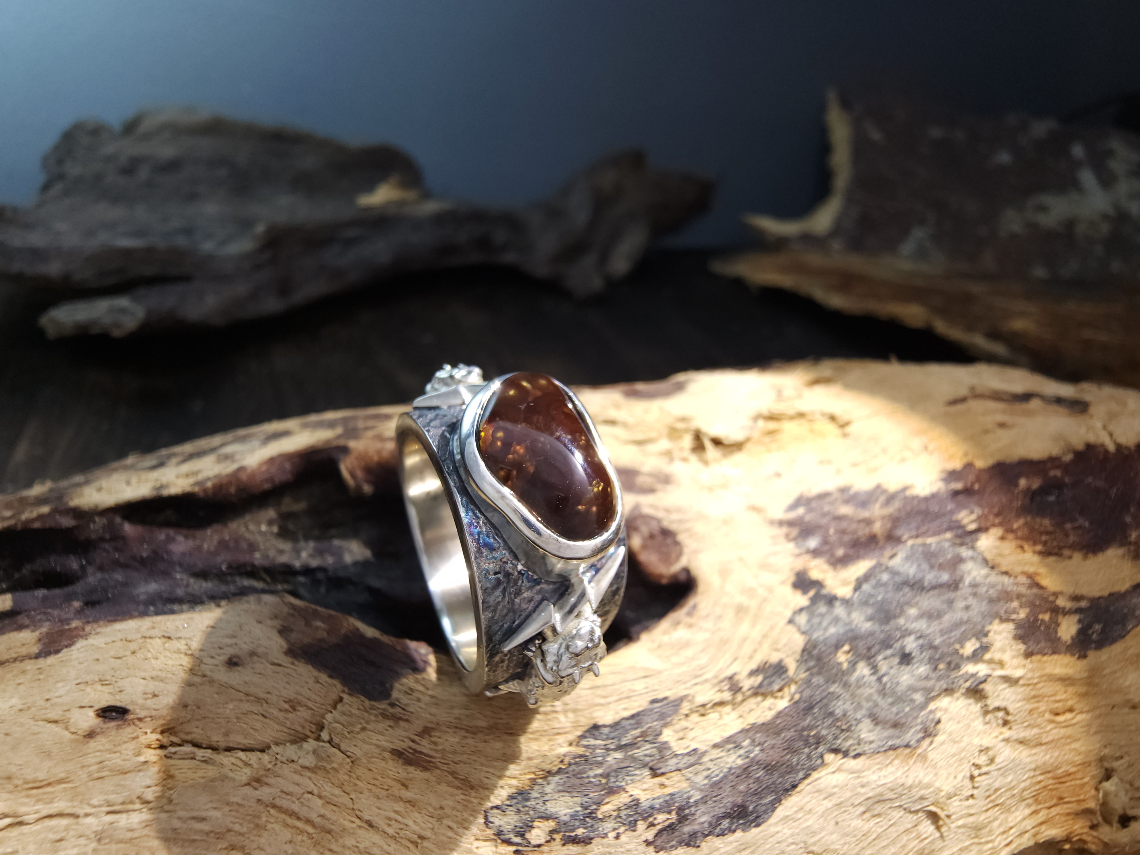 *Black Venom Jewelry- Freedom & Prayer 純銀角蜥蜴戒鑲火瑪瑙