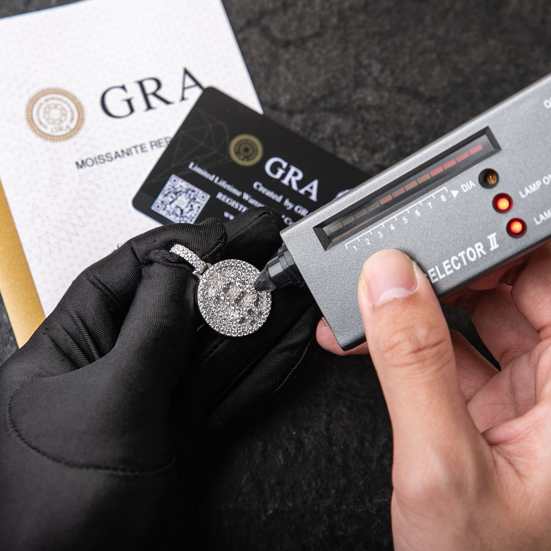 925銀莫桑石比特幣標誌墜飾