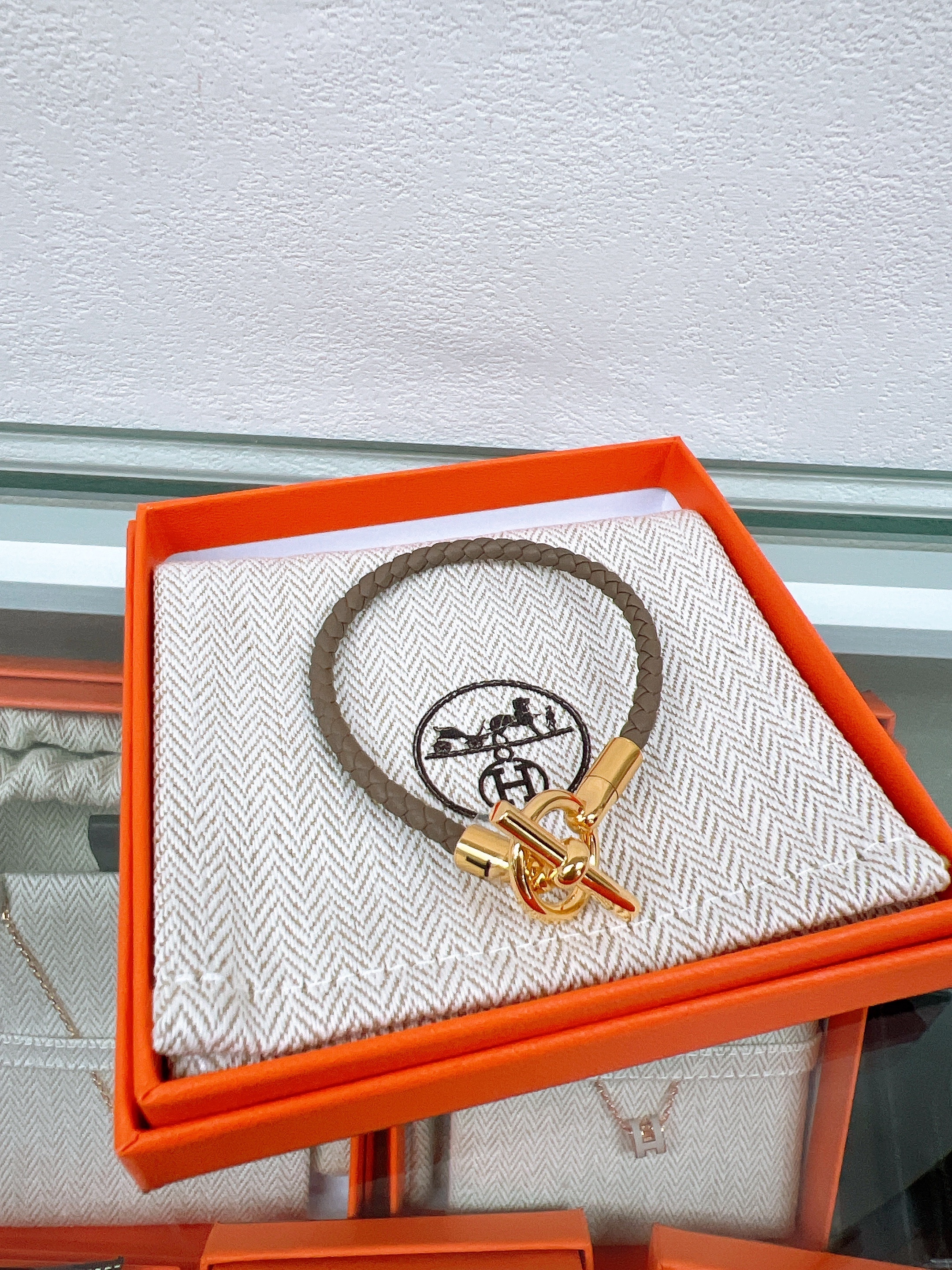 *Unused* Hermes glenan bracelet (etoupe/ GHW) T1