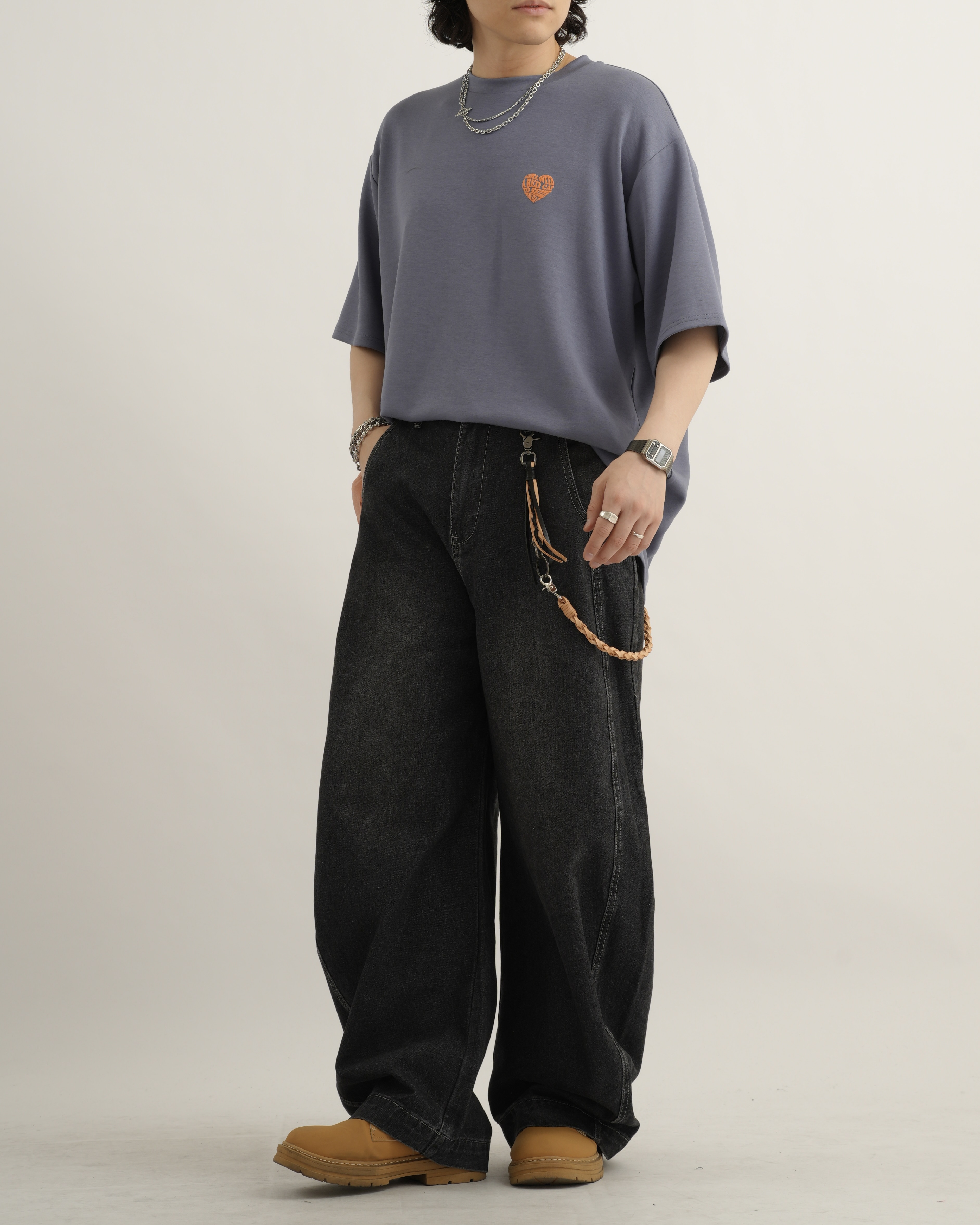 MO103 水洗牛仔彎刀褲-黑色