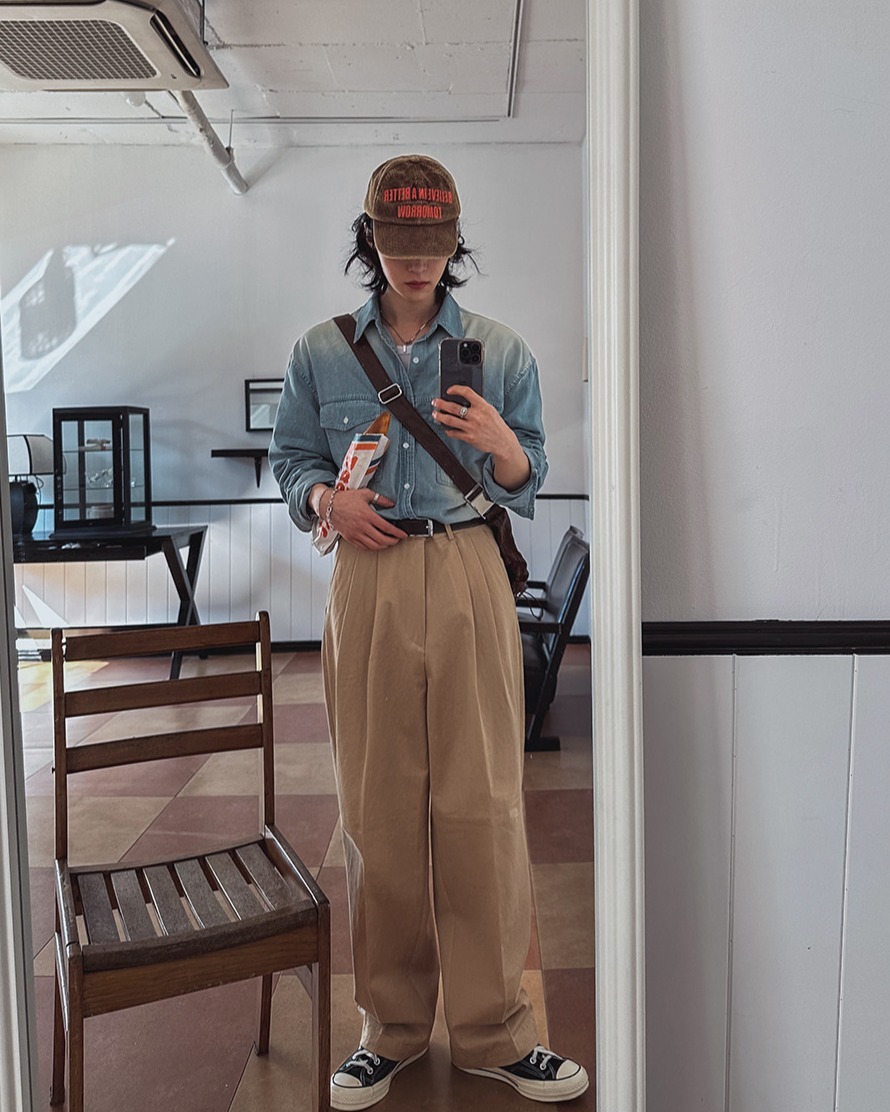 雙褶飛鏢比佐休閒褲