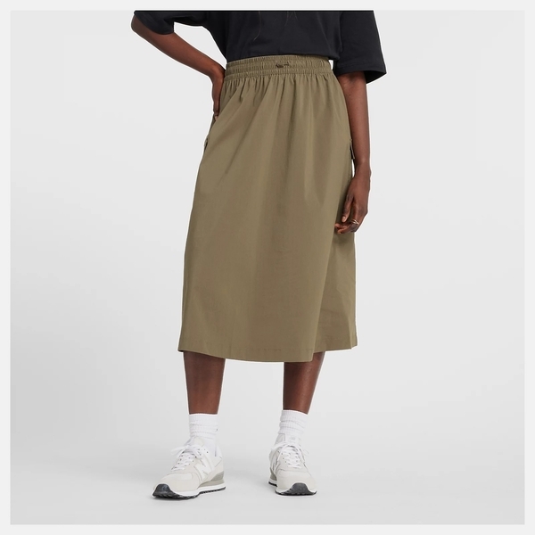 NEW BALANCE 長裙 NB 軍綠 口袋 工裝裙 女 WK43551DMO