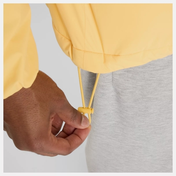 NEW BALANCE 外套 NB 鵝黃 保暖 教練外套 男 MJ43504CEE