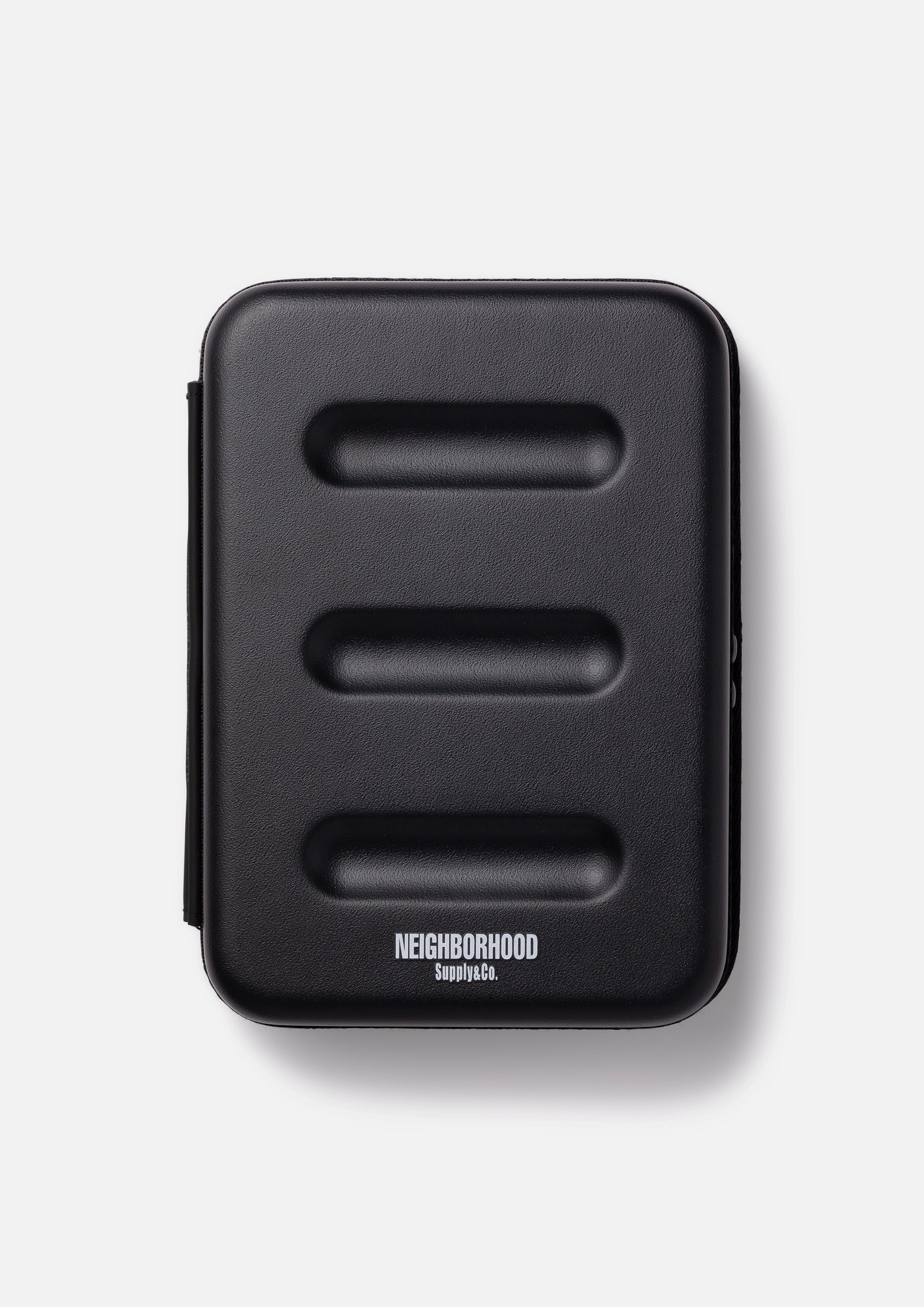 2025SS NEIGHBORHOOD NBHD HARD SHELL CASE-L 電器 硬殼 保護 收納包 現貨 251HTNH-AC02