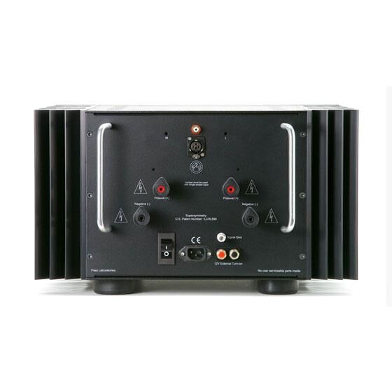 Pass Labs XA200.8 純 A 類單聲道後級擴大機｜台北音響