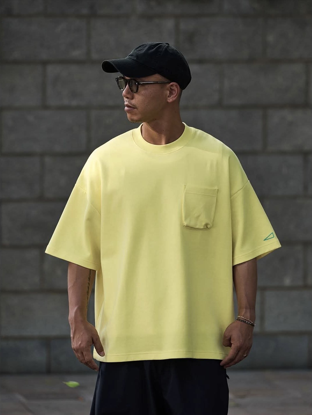 #預購 Broshood 25SS 日系簡約 立體口袋 圓領短踢 4色