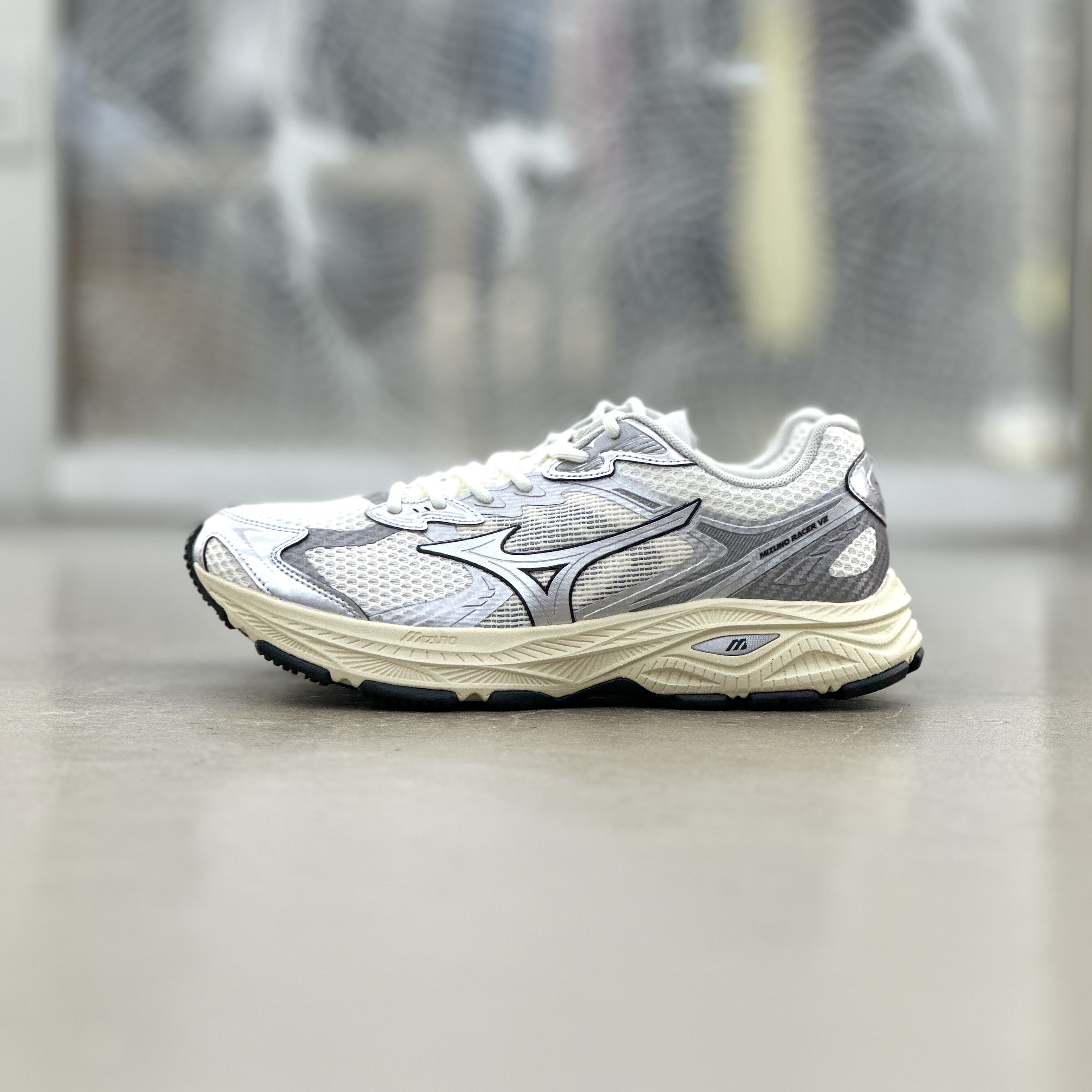 Mizuno Racer V2 Cream Silver l D1GH250606