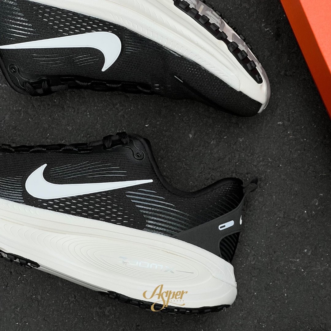 【官網限定】Nike Vomero 18 黑白 跑鞋 男鞋 HM6803-007 VI