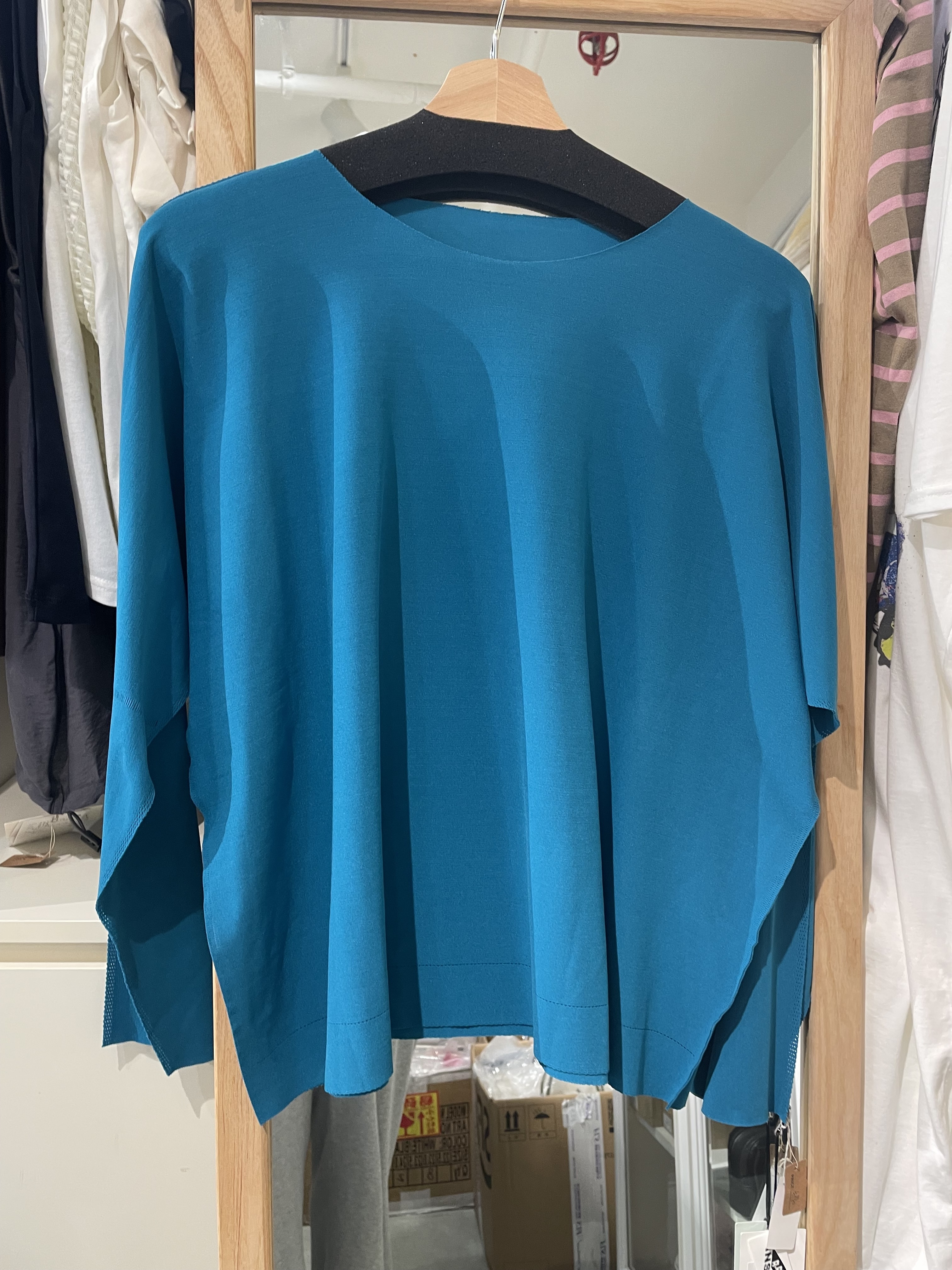 ISSEY MIYAKE 長袖女裝衫(日本製)