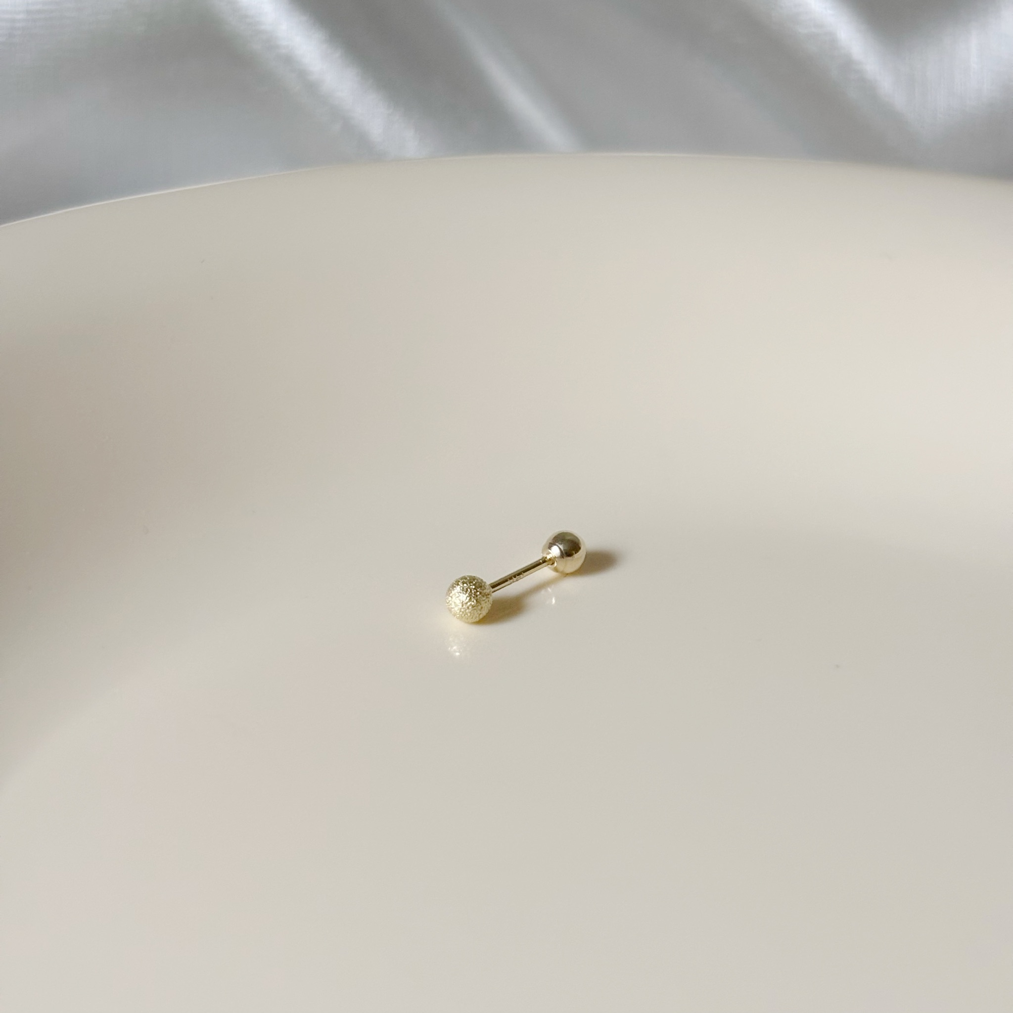 14K霧感金砂小球轉珠耳環