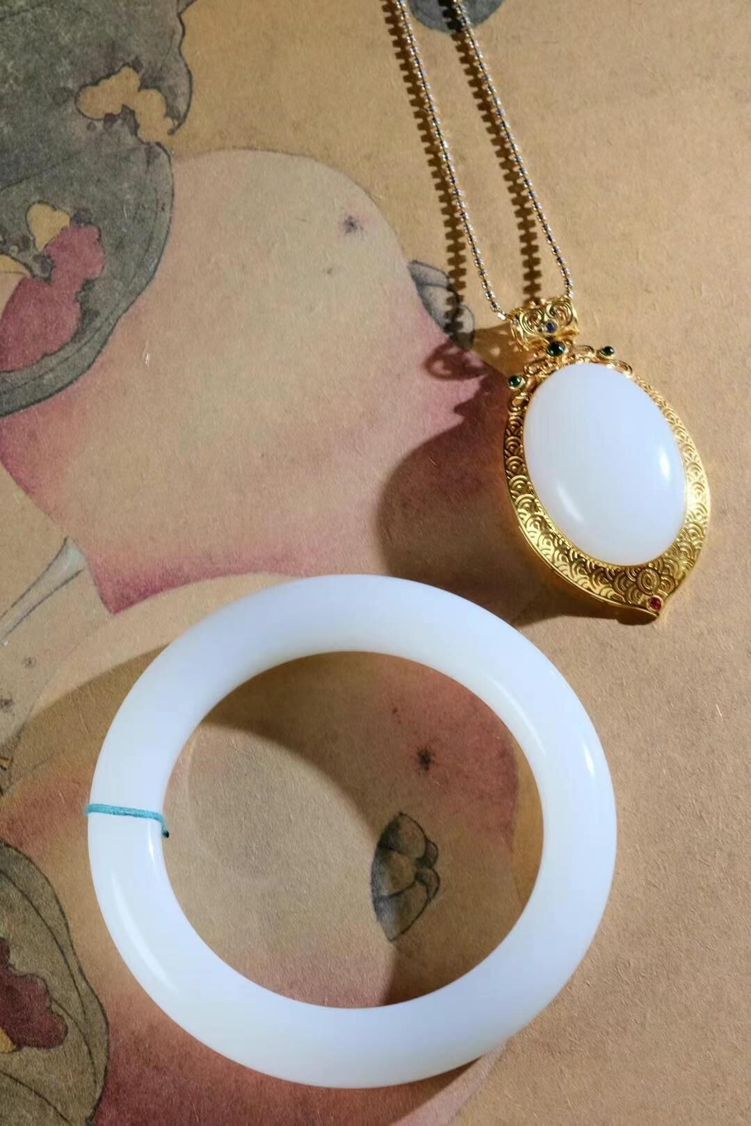 424713 55mm和田玉羊脂手鐲吊墜