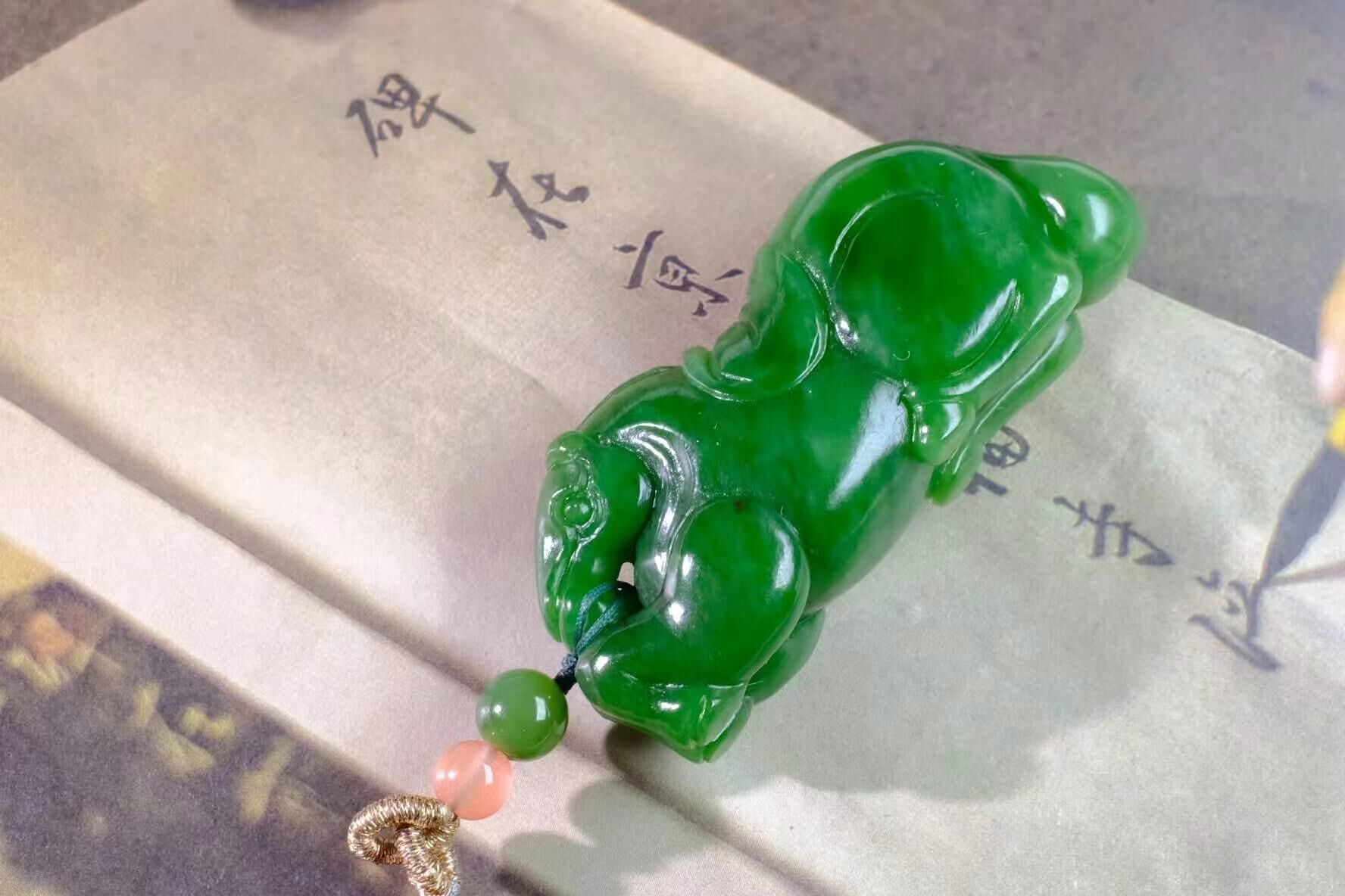 和田玉碧玉七號礦滿綠駿馬掛件,天然和田玉軟玉