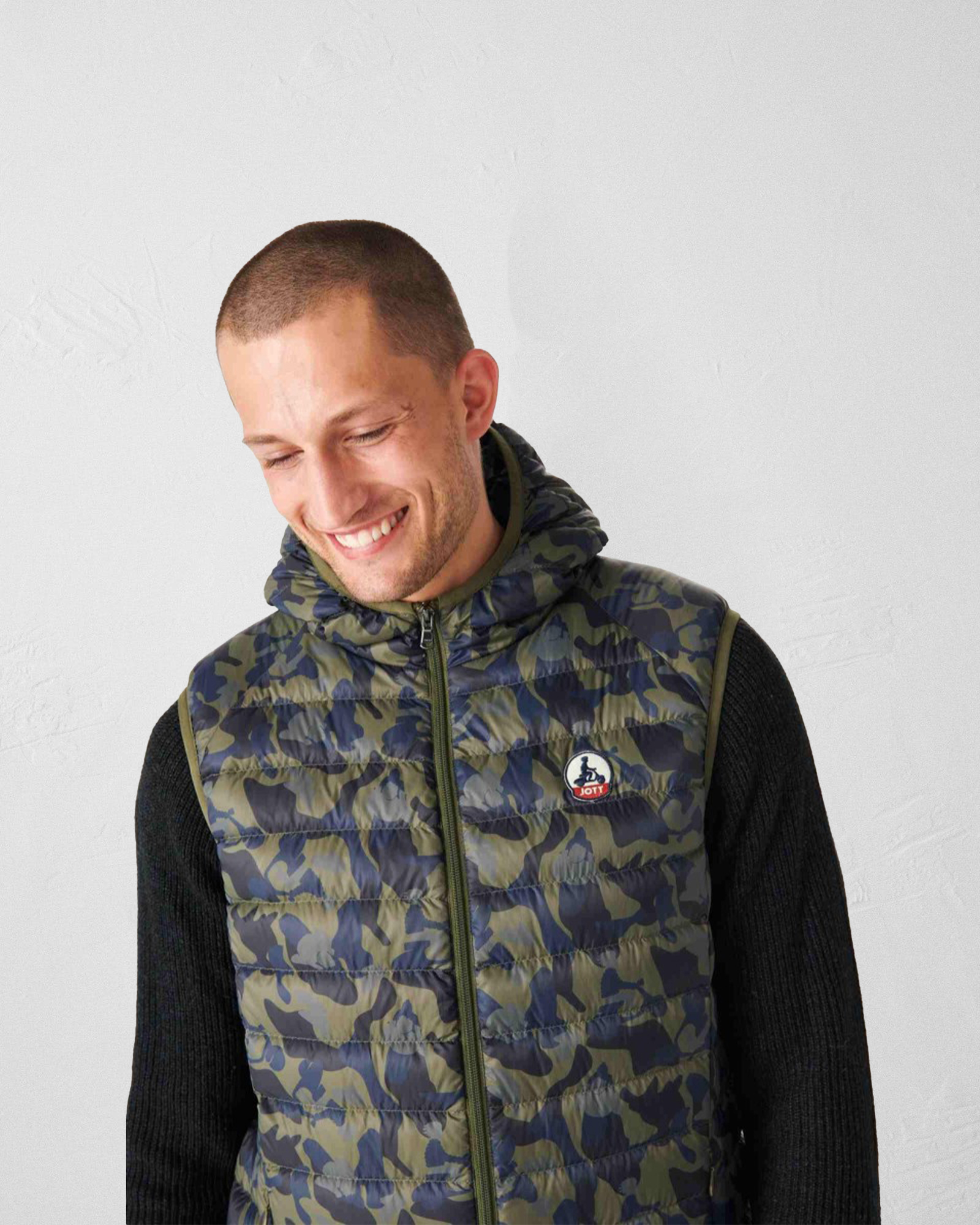 【JOTT】TOM經典款羽絨背心(迷彩)
