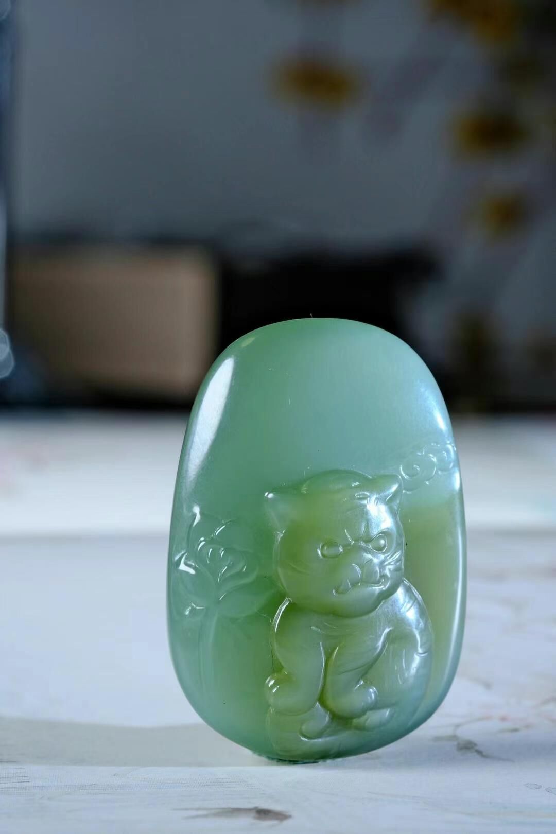 和田玉冰底粉青俏糖掛件,天然和田玉軟玉