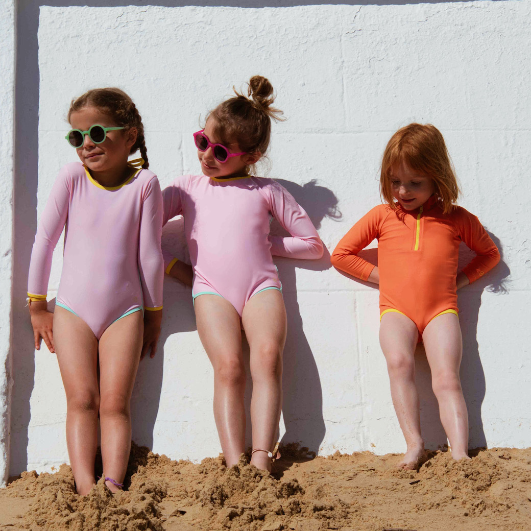 淺粉紅 Kim Pink - 長袖挖背 | 海廢再生 抗UV兒童防曬泳裝