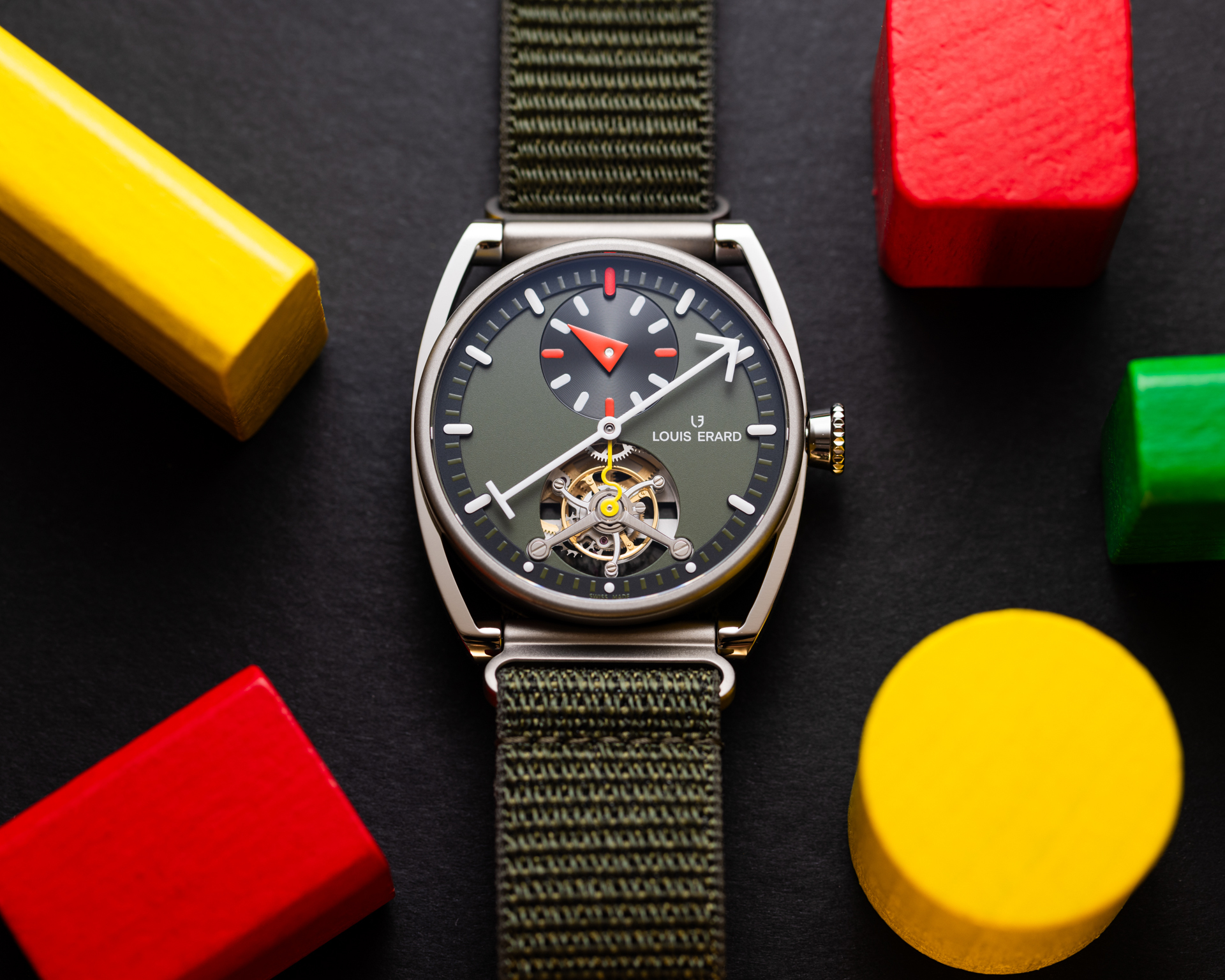 Le Régulateur Tourbillon Louis Erard x Alain Silberstein Khaki規範指針陀飛輪腕錶