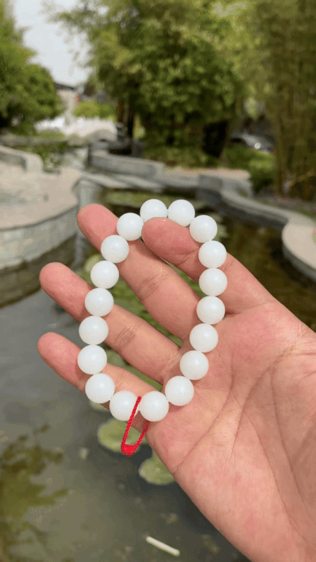 J2399 和田玉羊脂玉白月光手串 (12mm直徑)