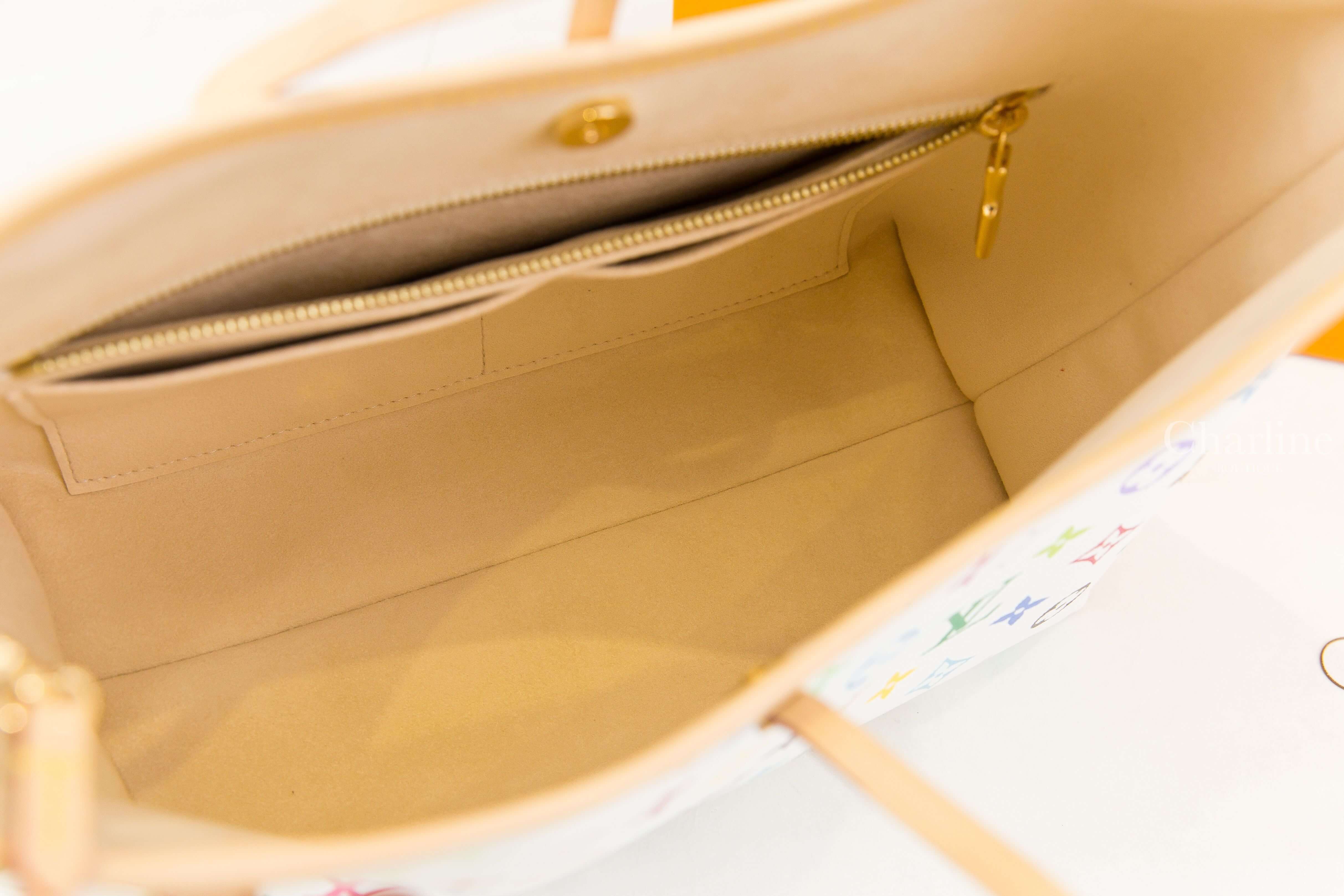 Louis Vuitton LV x TM CarryAll PM Bag 聯名款白色三彩老花牛皮飾邊蝴蝶結吊牌小型手提肩背包-Charline Boutique 精品代購