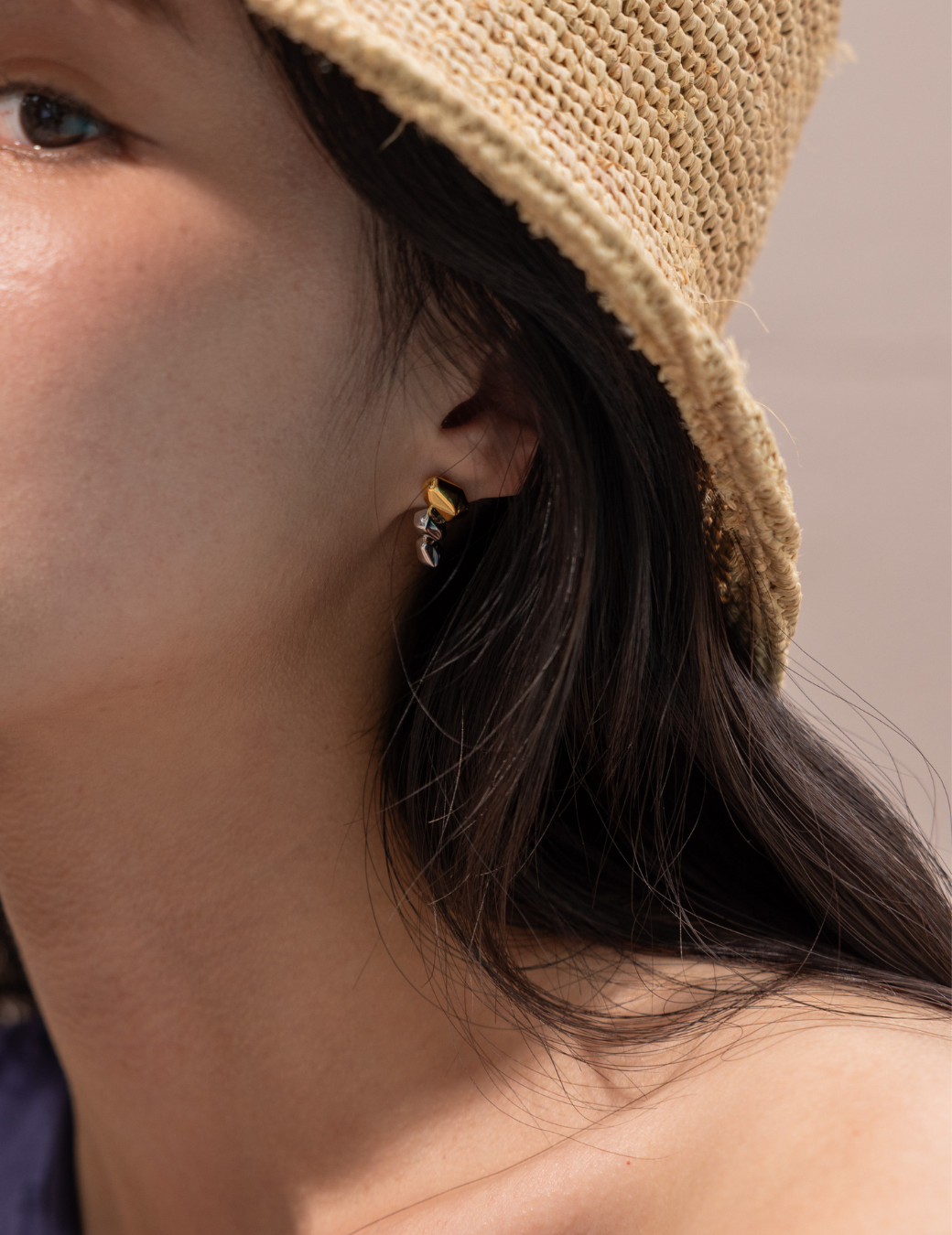 撞色刻面石貼耳耳環