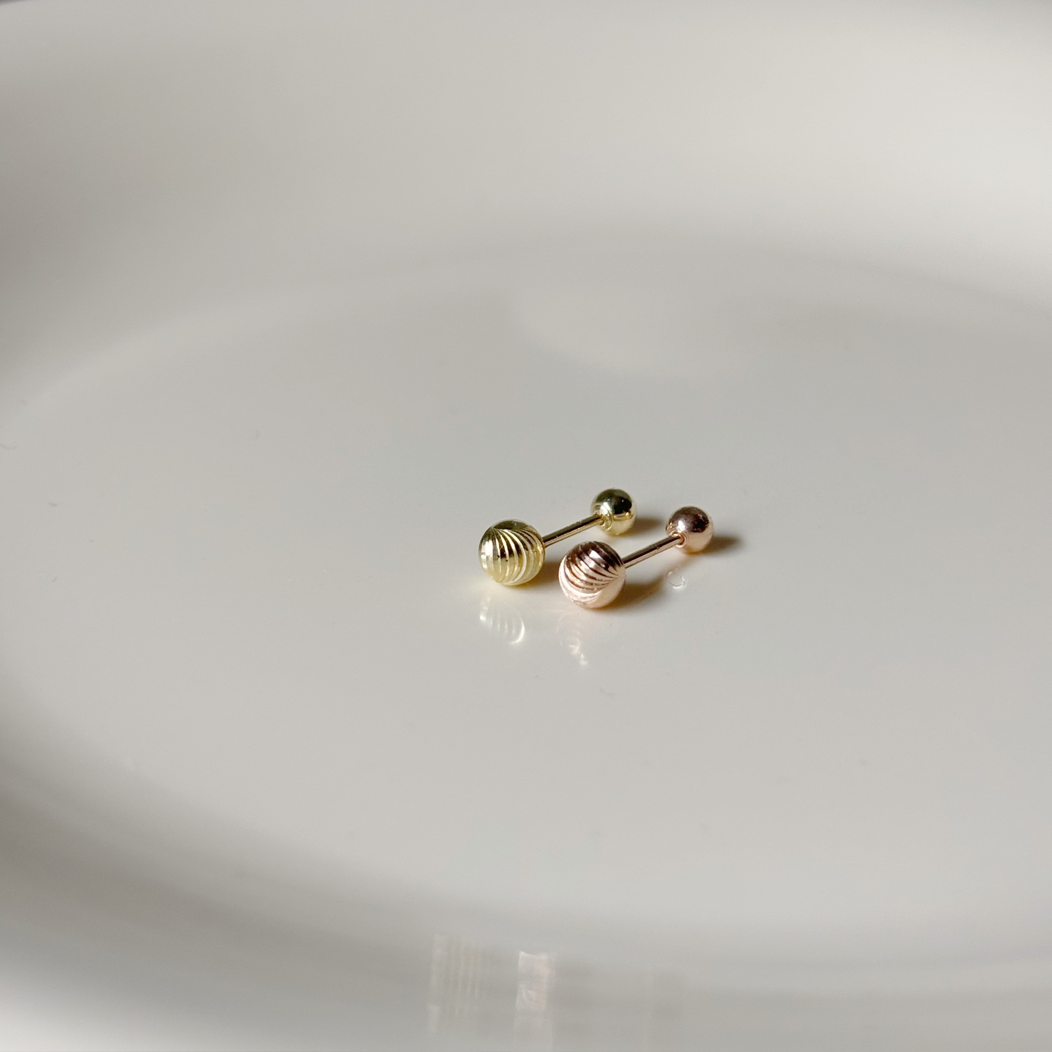 14K螺紋cutting ball轉珠耳環