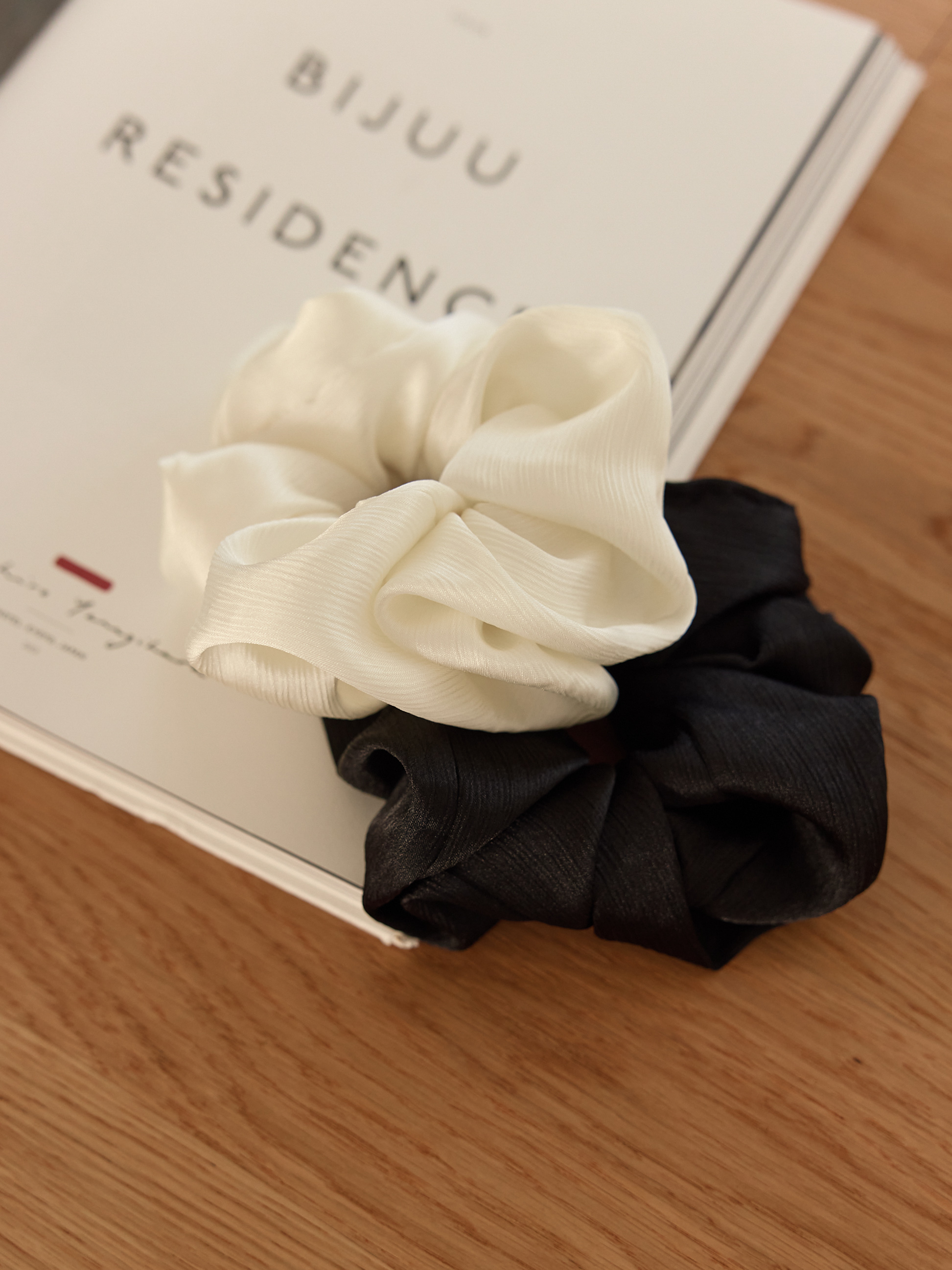 奶霧系月光髮圈