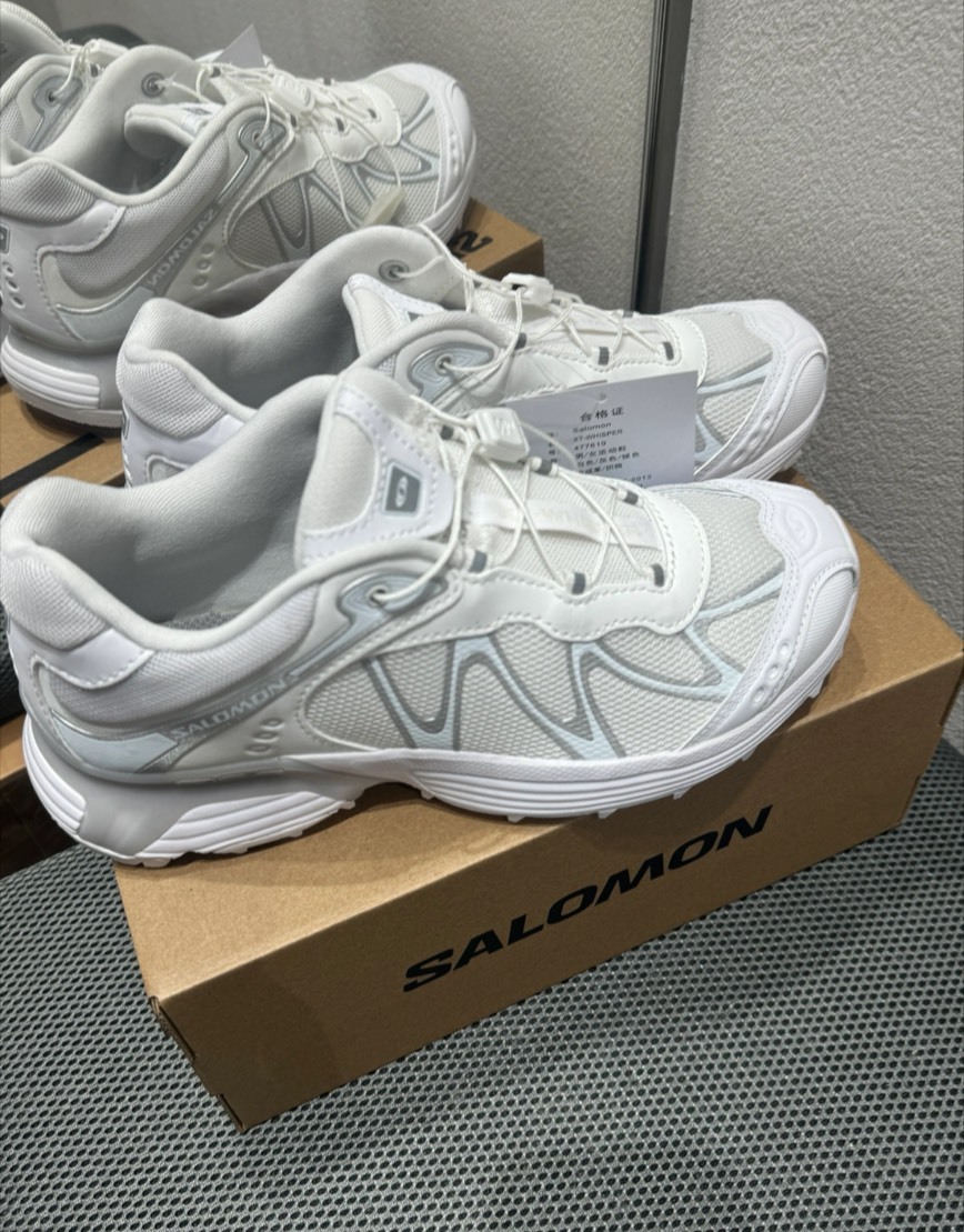 SALOMON XT-WHISPER 白色女款休閒跑鞋