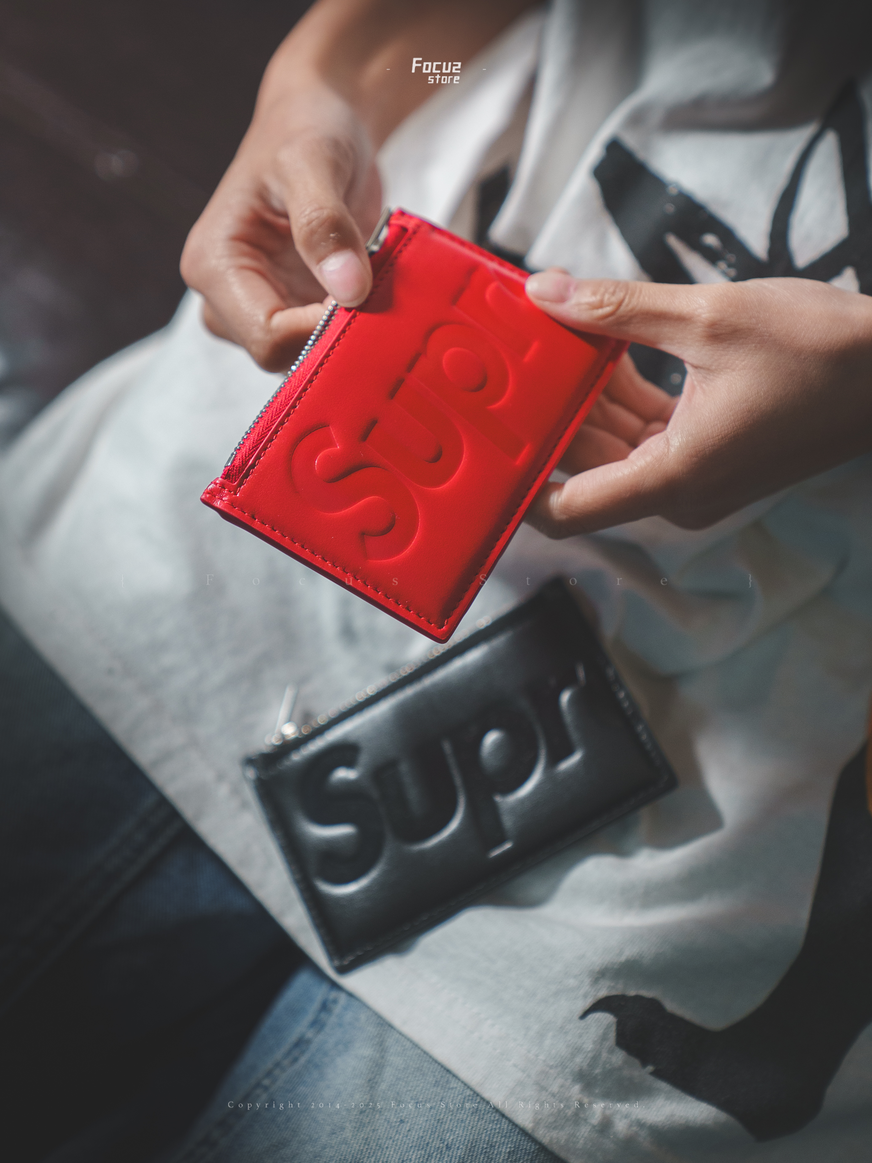 【Focus Store】預購 Supreme SS25 Week10 Leather Zip Card Holder 義大利製 皮革拉鍊卡包