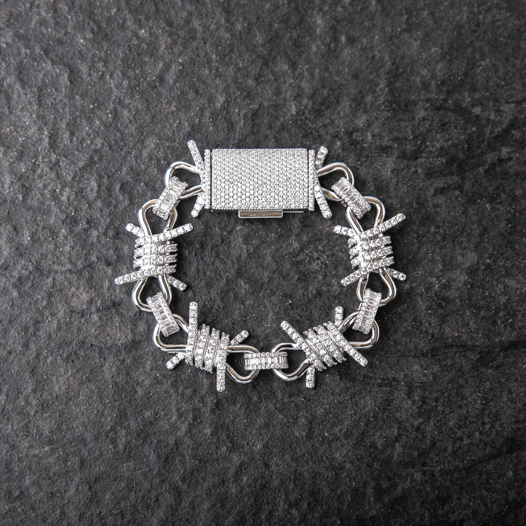 19mm滿鑲荊棘鍊條造型手鍊