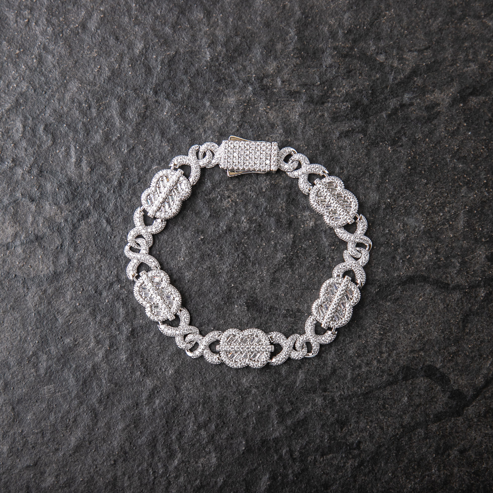 11mm滿鑲無限美金造型手鍊