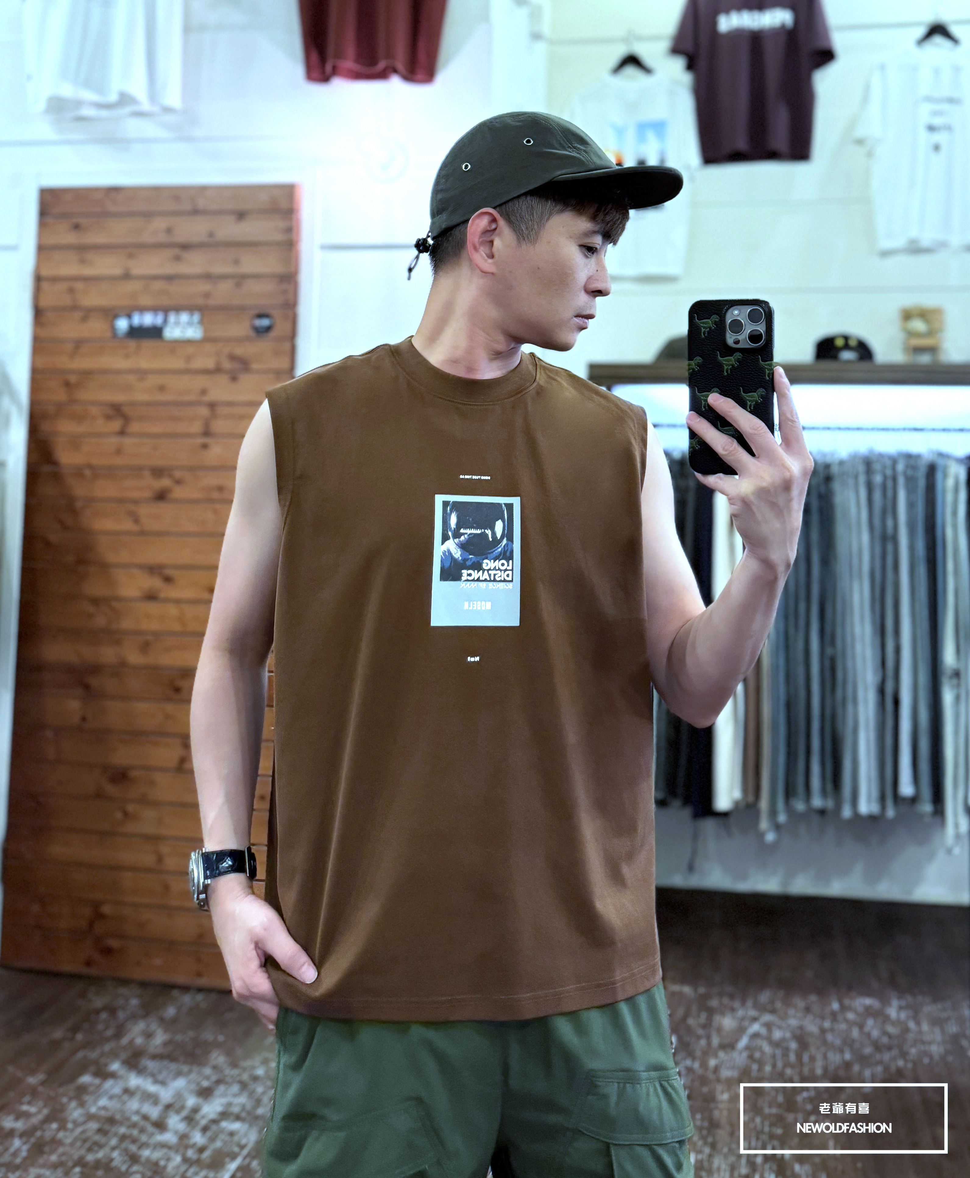 『新品上市』重磅Moseln太空人棉質背心(NOF2405S8002)-咖