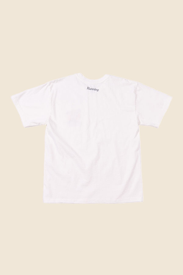 BIG WAVE - BEAR RUN IN CALIFORNIA 短TEE（米白）