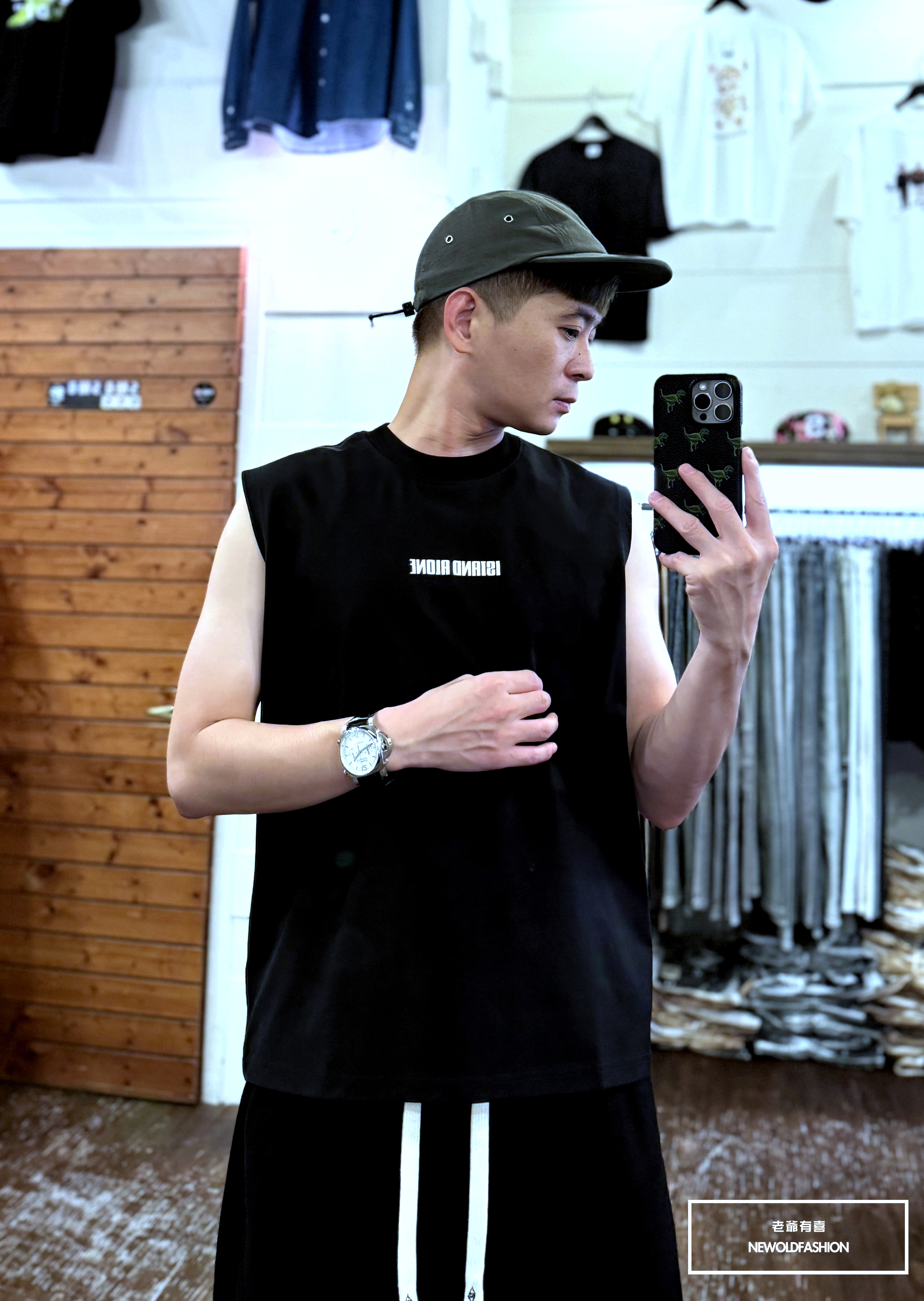 『新品上市』重磅Island爆裂紋棉質背心(NOF2405S8011)-黑