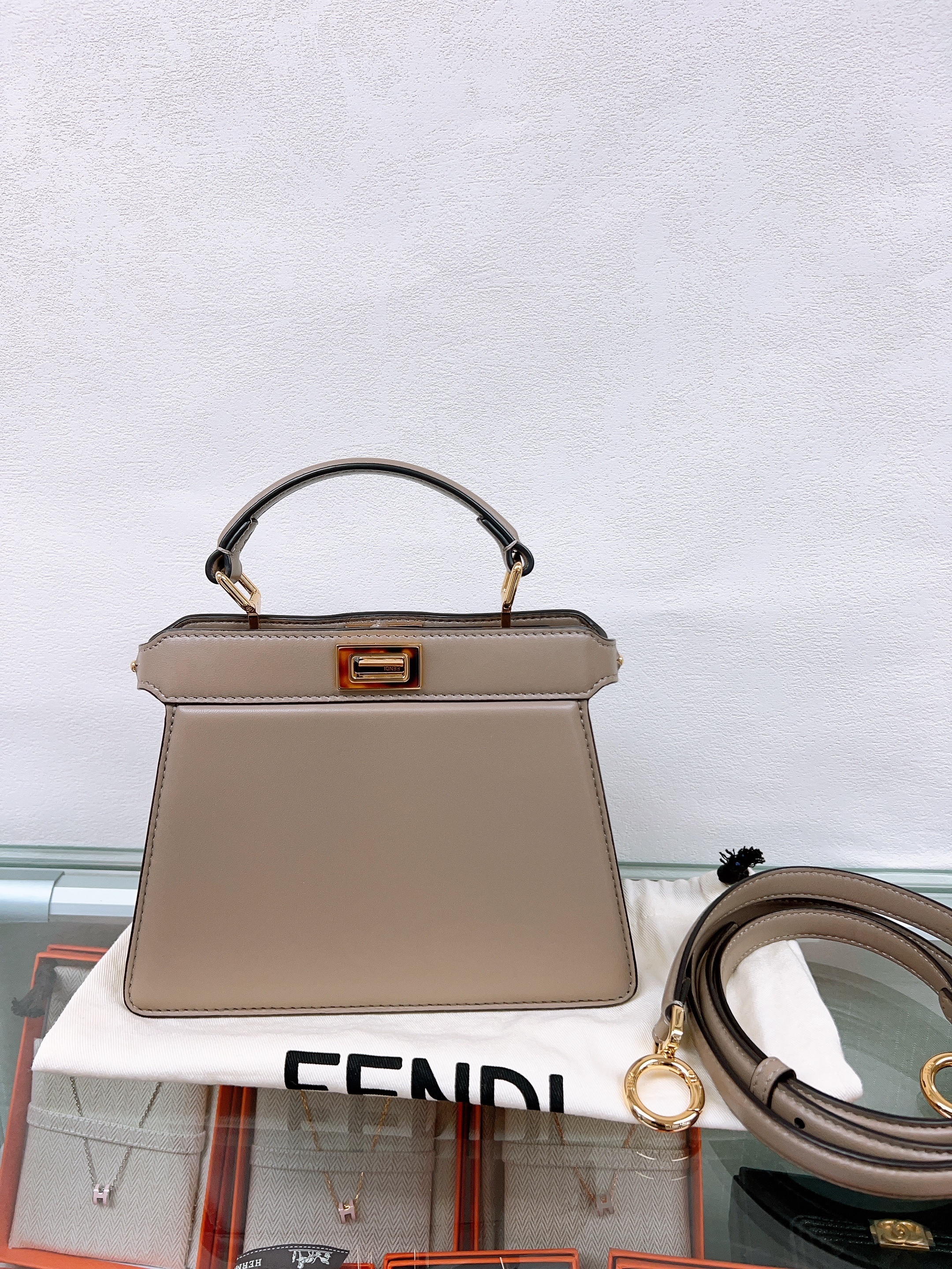 Fendi Peekaboo ISeeU petite grey