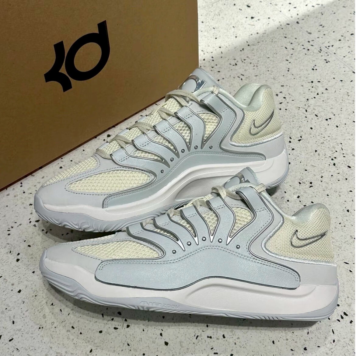 Nike KD18 EP 杏灰 銀灰 金屬 杜蘭特 實戰籃球鞋