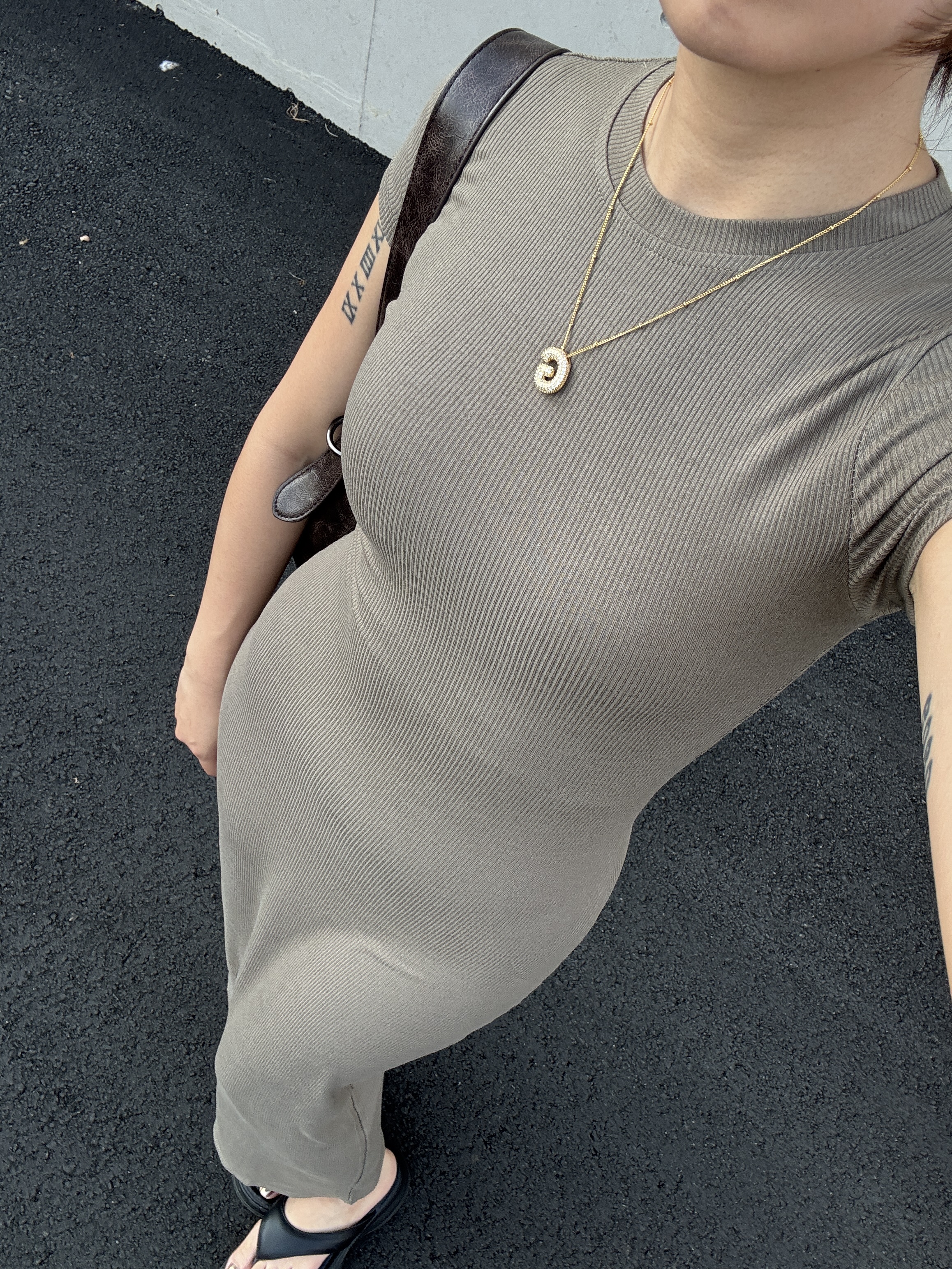 歐美圓領開衩長洋裝(2色)