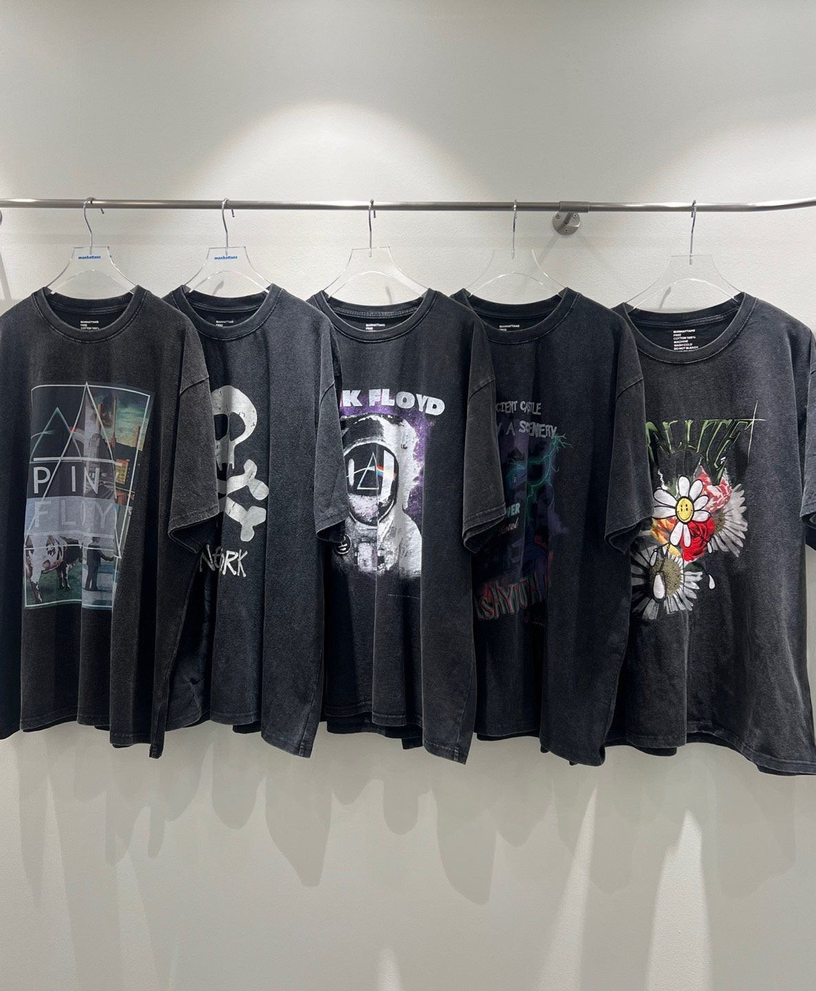 英文字圖案短袖Tee manhattans-030T