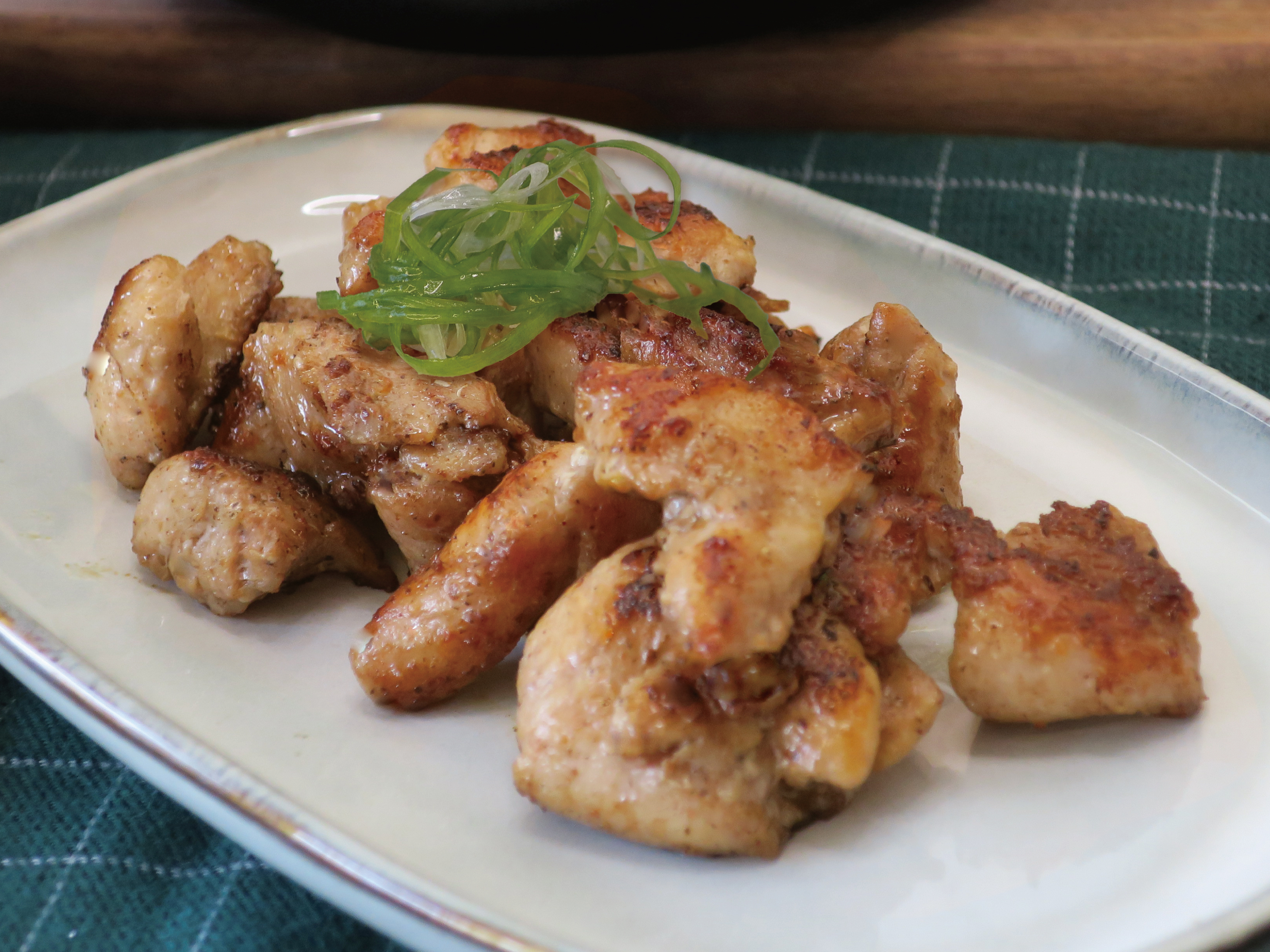 只有-蒜味去皮雞腿丁