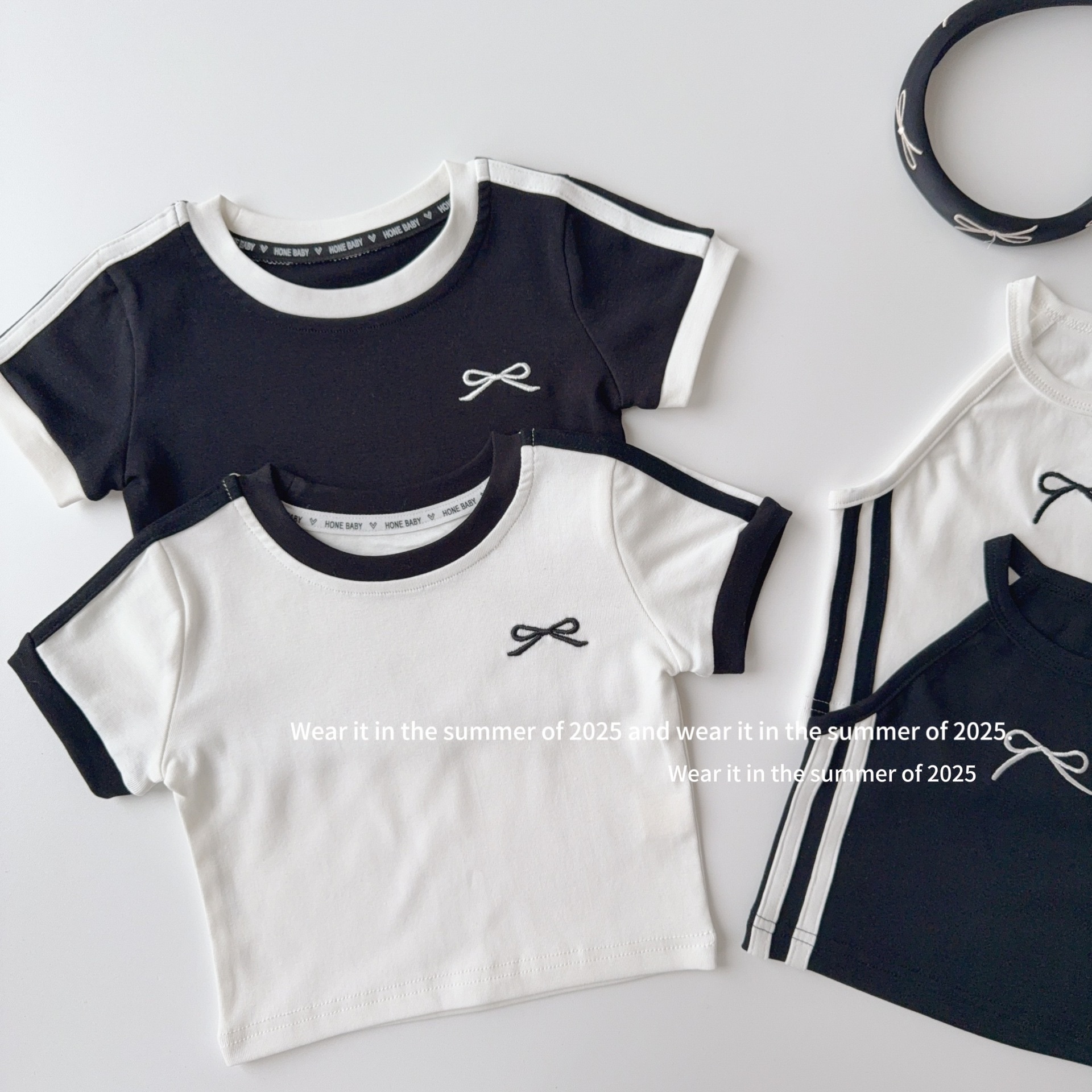 刺繡蝴蝶結合身短版上衣