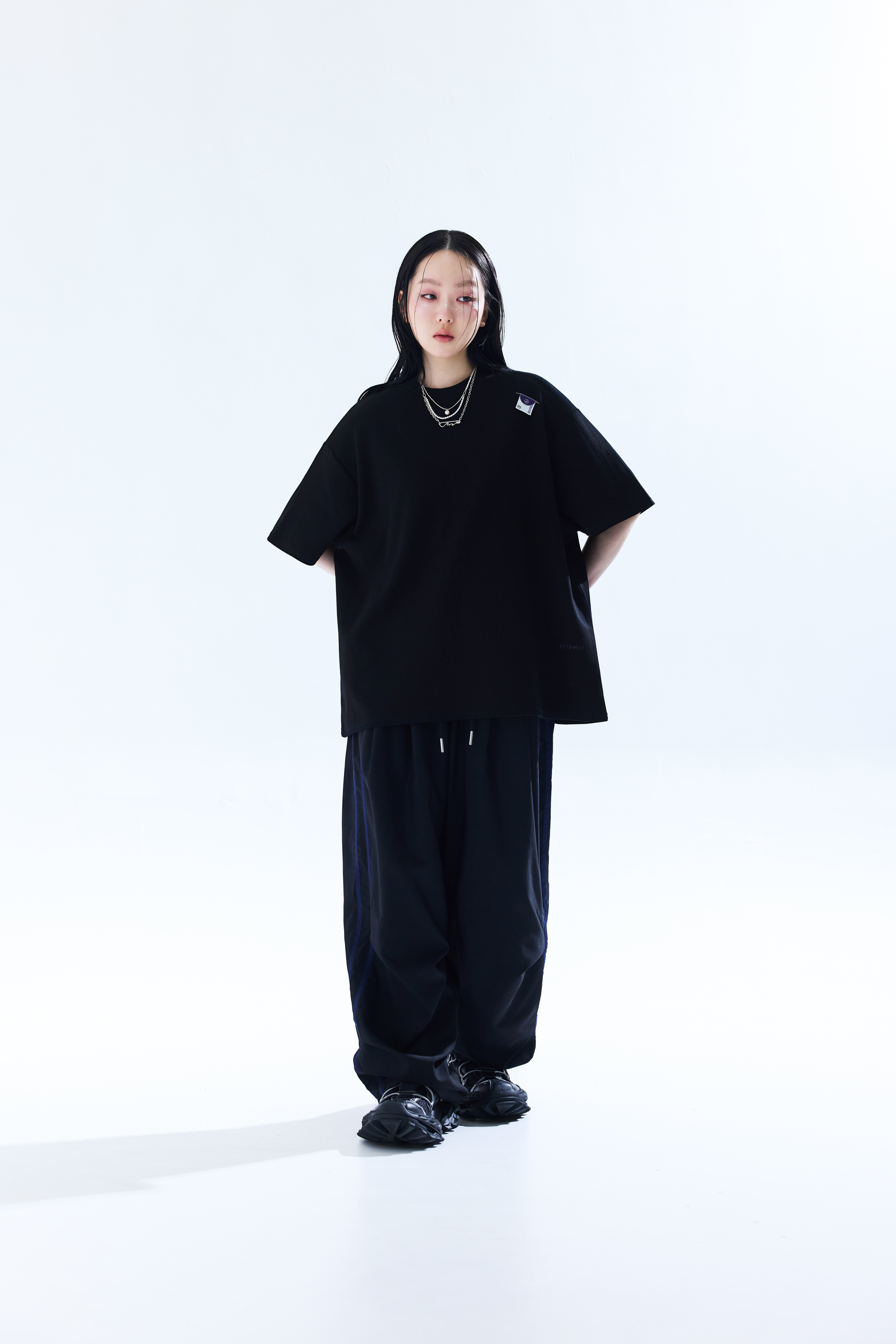 Partly Clear Tee｜Black