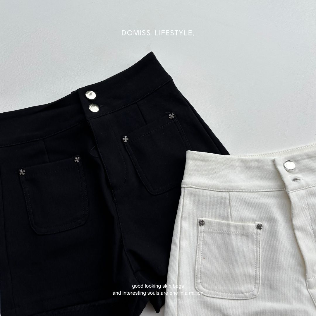 【甜辣交界】DOMISS主理人私藏酷帥短褲-2色 (現貨)