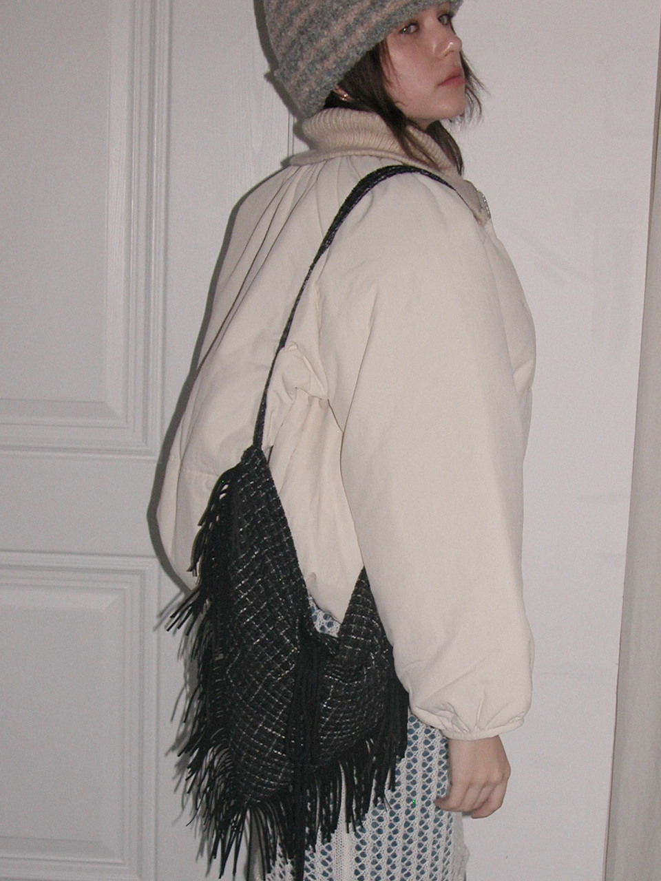 Voor Tri-angle Chamude Fringe Shoulder Bag