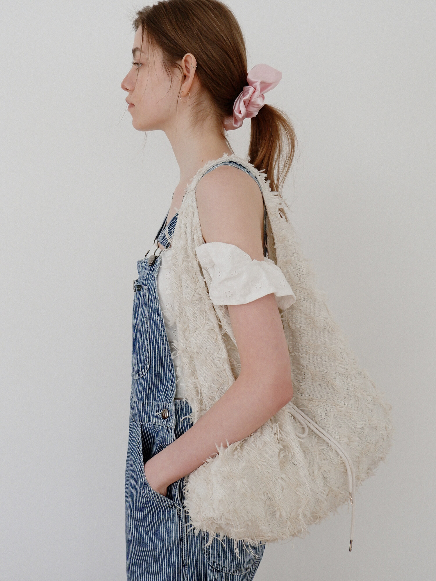 Voor Jeanne Fringe Shoulder Bag