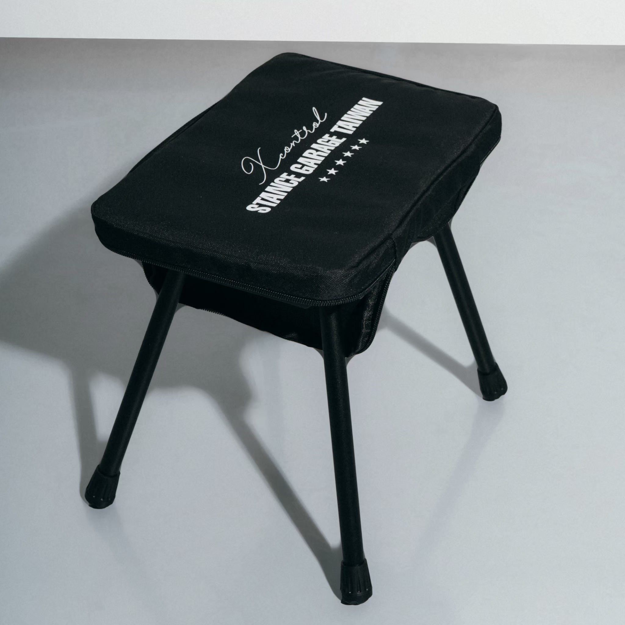 XCTRL x SGT6聯名二用式收納桌凳