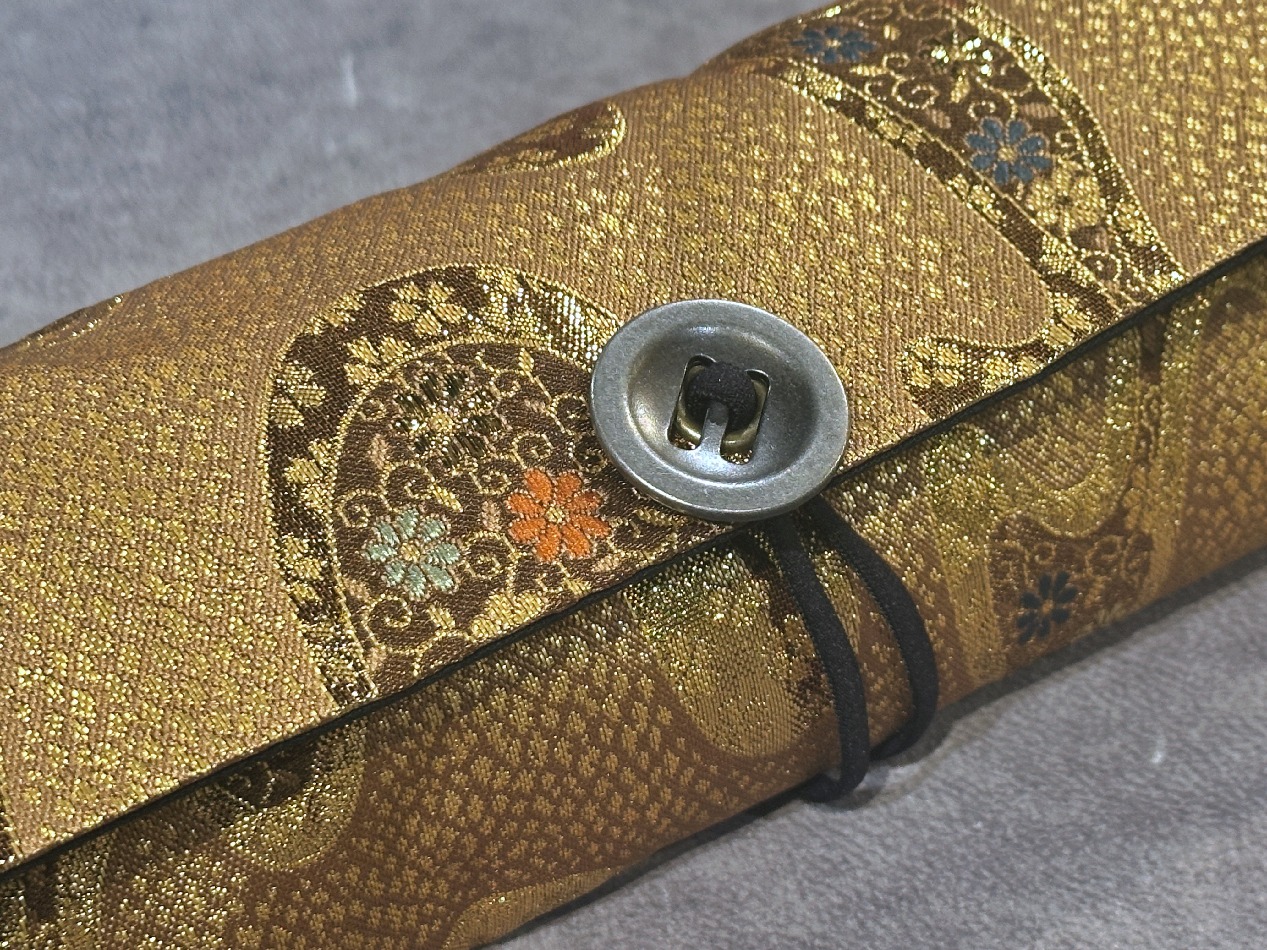 京都西陣織 刀袋 金砂子花流水 (5本入)