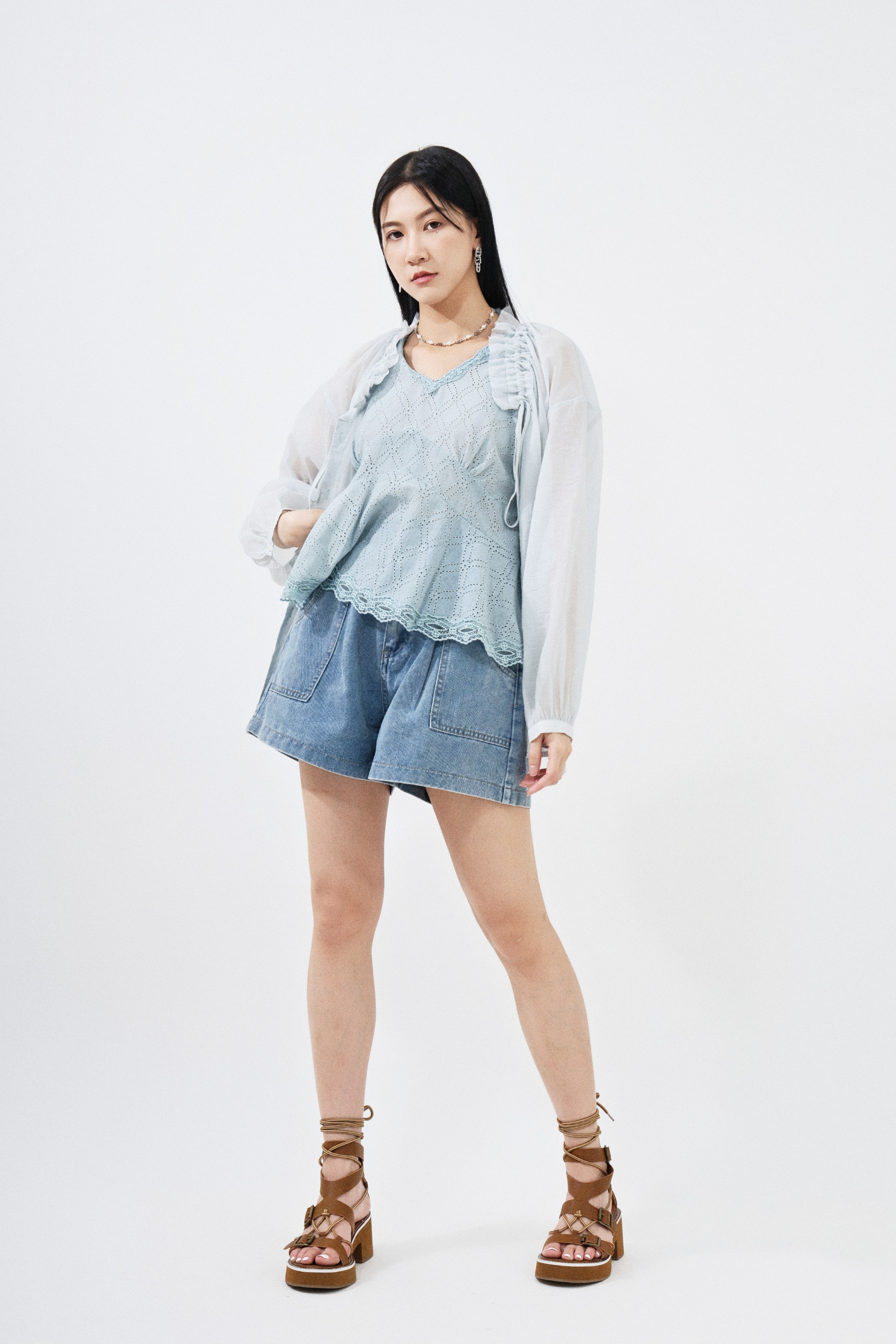 SS25_0180（外套＋上衣＋短褲）