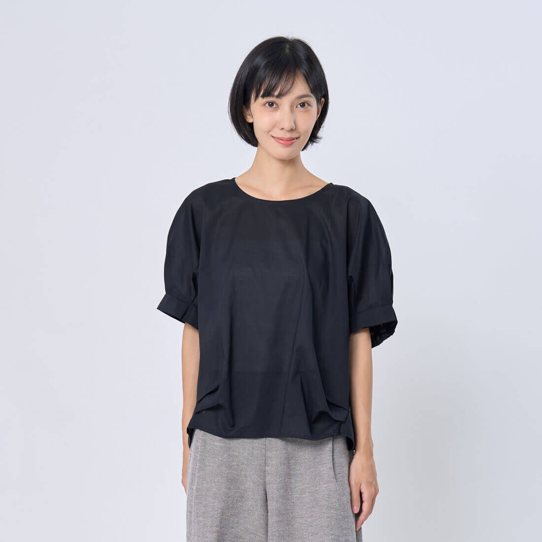 Pamela花摺袖棉質立體打摺上衣/黑