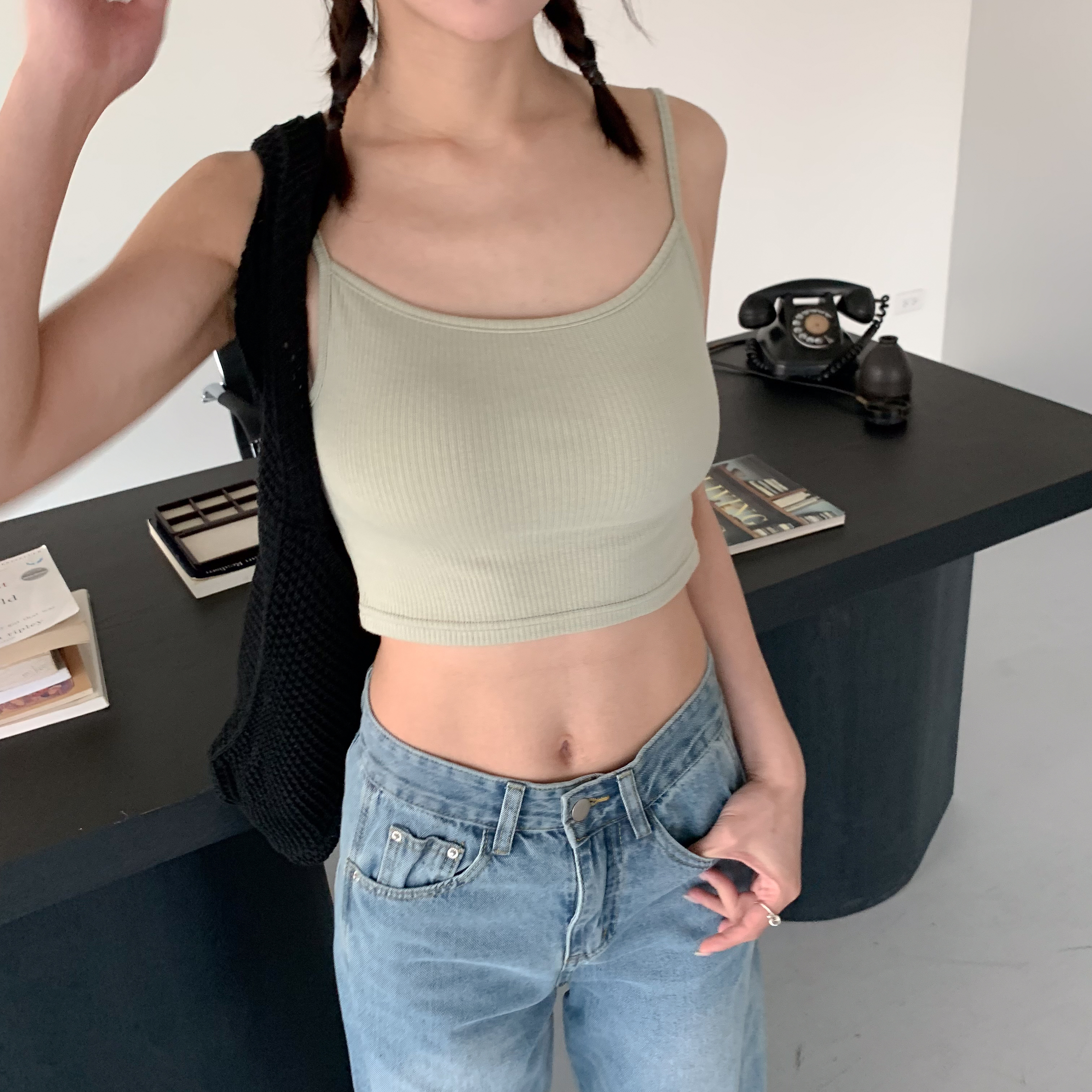 ISA_【ISA MADE】戀愛小蠻腰坑條細肩bra top_54083